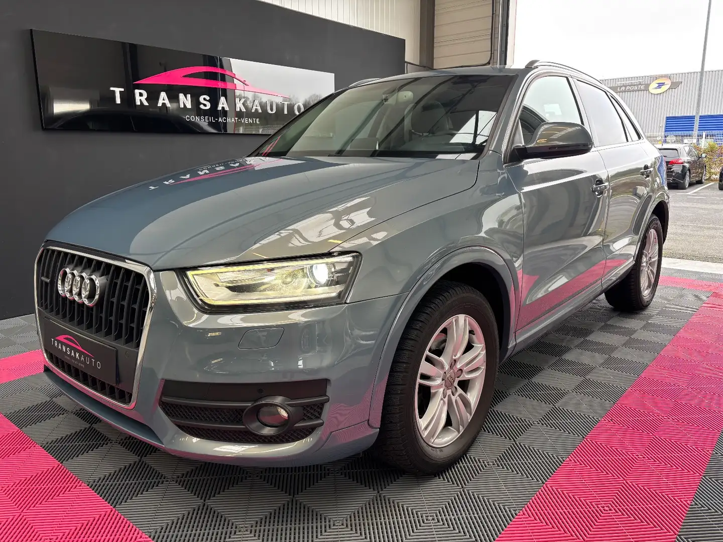 Audi Q3 Q3 2.0 TFSI 211 ch Quattro Ambition Luxe S tronic 7 Blauw - 1