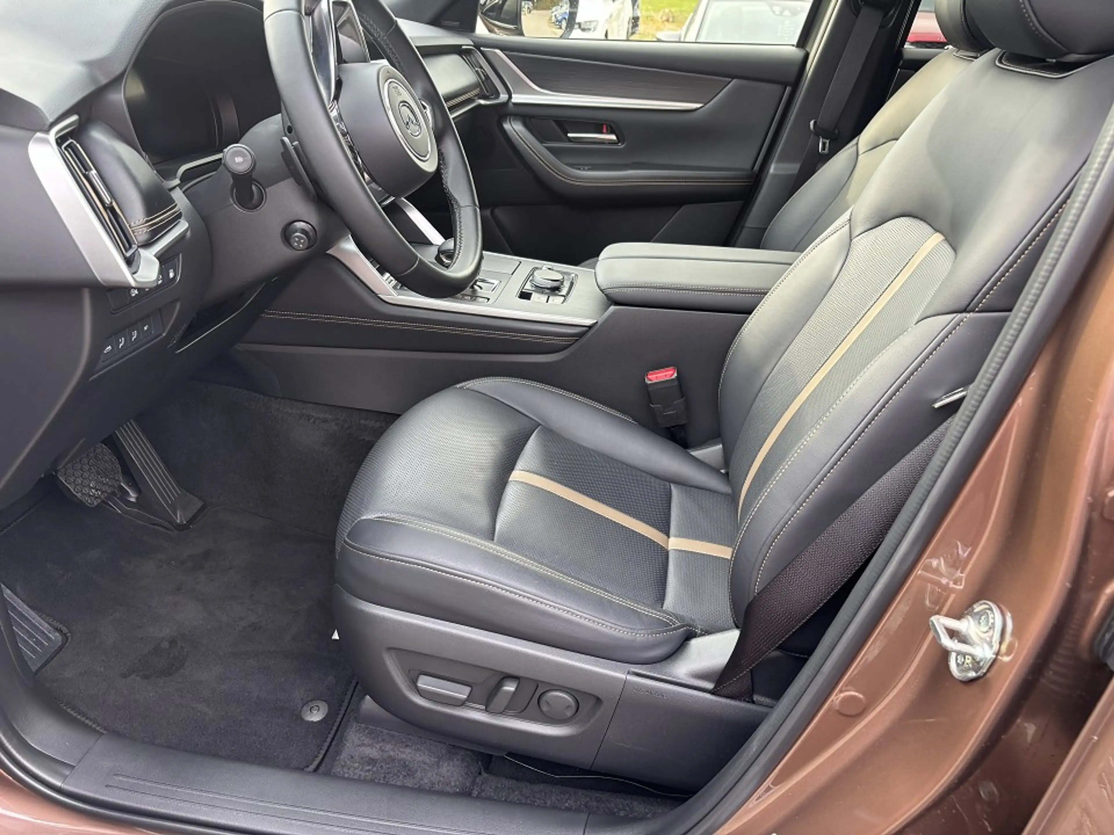 Mazda CX-80 e-SKYACTIV PHEV 327 AWD HOMURA PLUS — photo 11