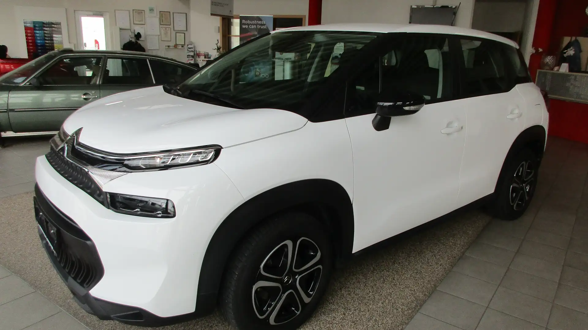 Citroen C3 Aircross PureTech110 S Weiß - 1
