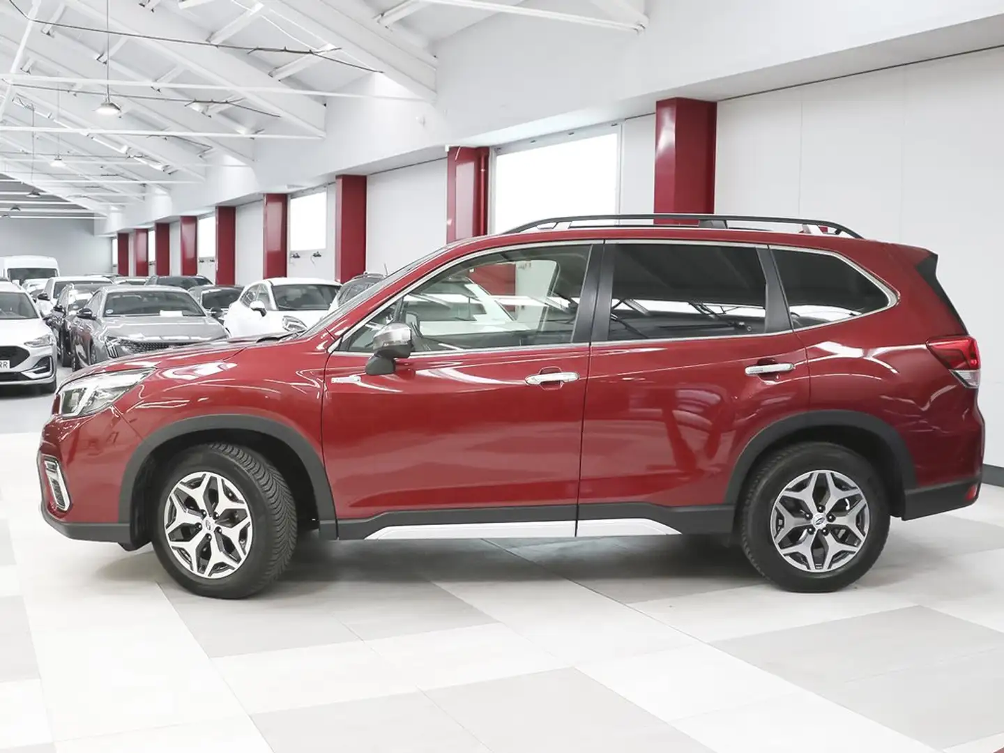 Subaru Forester 2.0i Hybrid Sport Plus CVT Rojo - 2