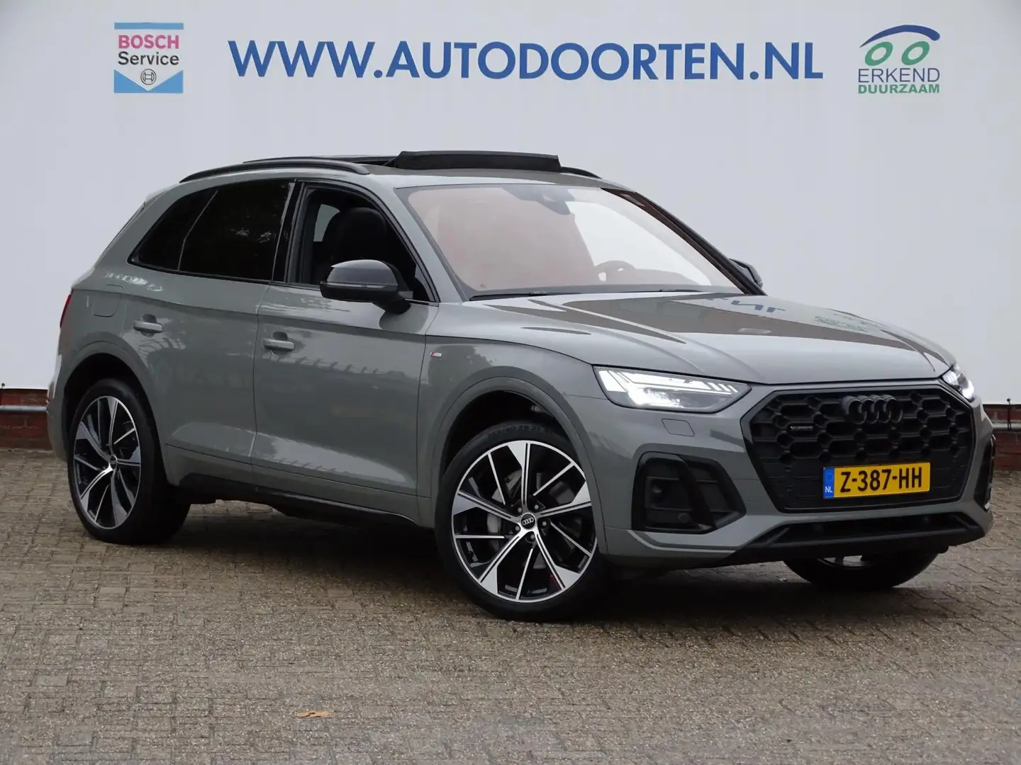 Audi Q5 55 TFSI e S edition|PANO|CAM|ADAPTIEF|TREKHAAK Grijs - 1