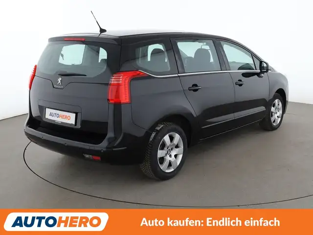 Peugeot 5008 view 6