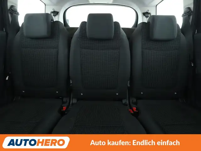 Peugeot 5008 view 15
