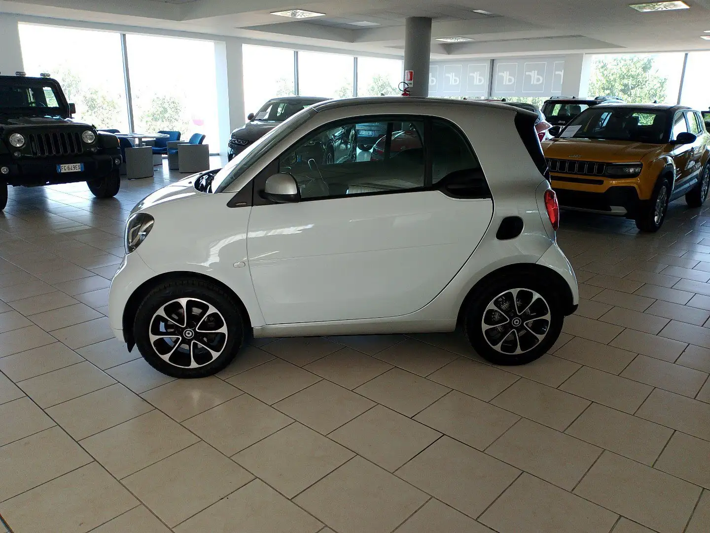 smart forTwo 3ªs.(C/A453) 70 1.0 twinamic Passion Bianco - 2
