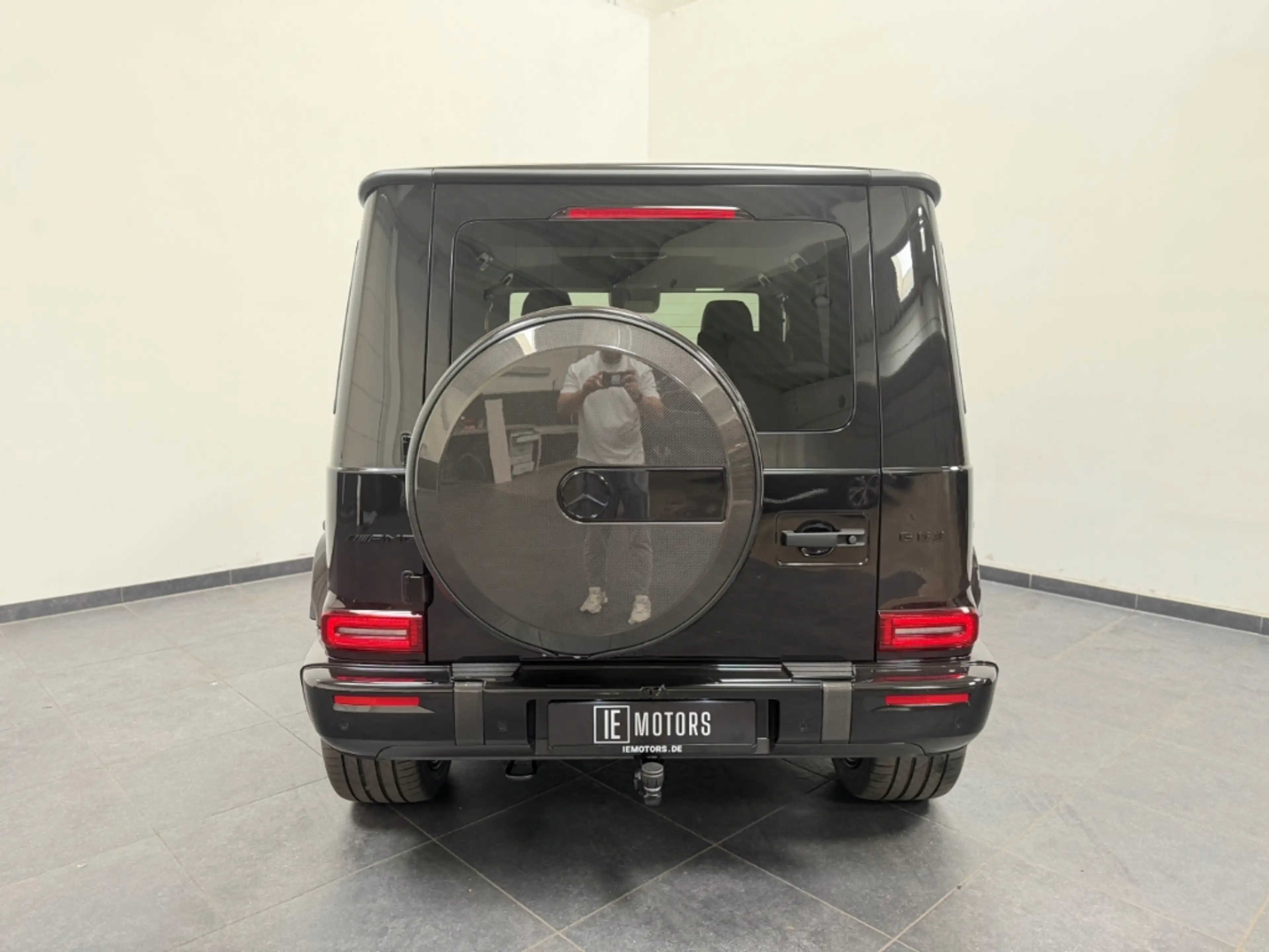 Mercedes-Benz G 63 AMG A22/FULLCARBON/TV/WINTERP/PLATINWHITE — photo 4