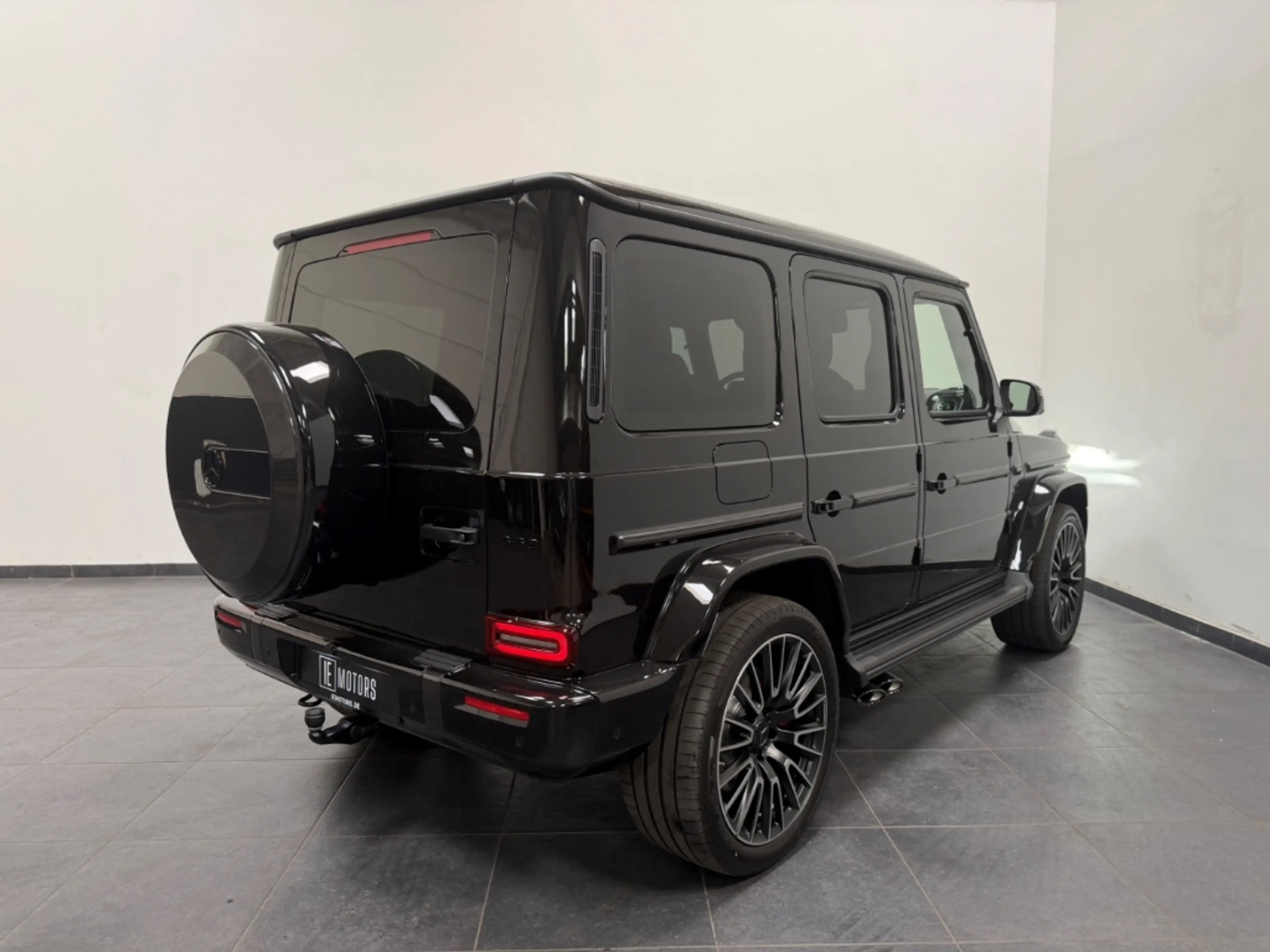 Mercedes-Benz G 63 AMG A22/FULLCARBON/TV/WINTERP/PLATINWHITE — photo 5
