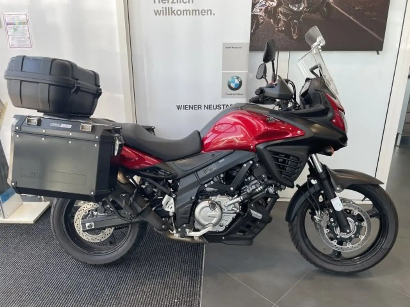 Suzuki V-Strom 650 Suzuki V-Strom 650 Rot - 2