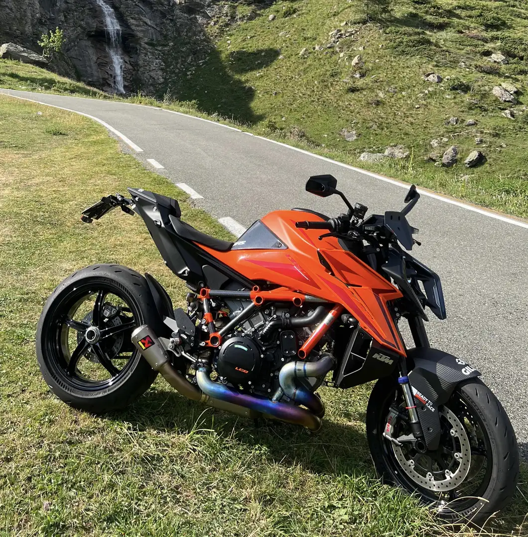 KTM 1390 Super Duke R EVO - 1