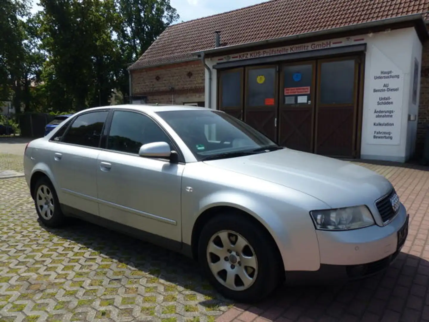 Audi A4 2.0 Autom. Klimaaut., Sitzh.,PDC TÜV 10.27 Argent - 2