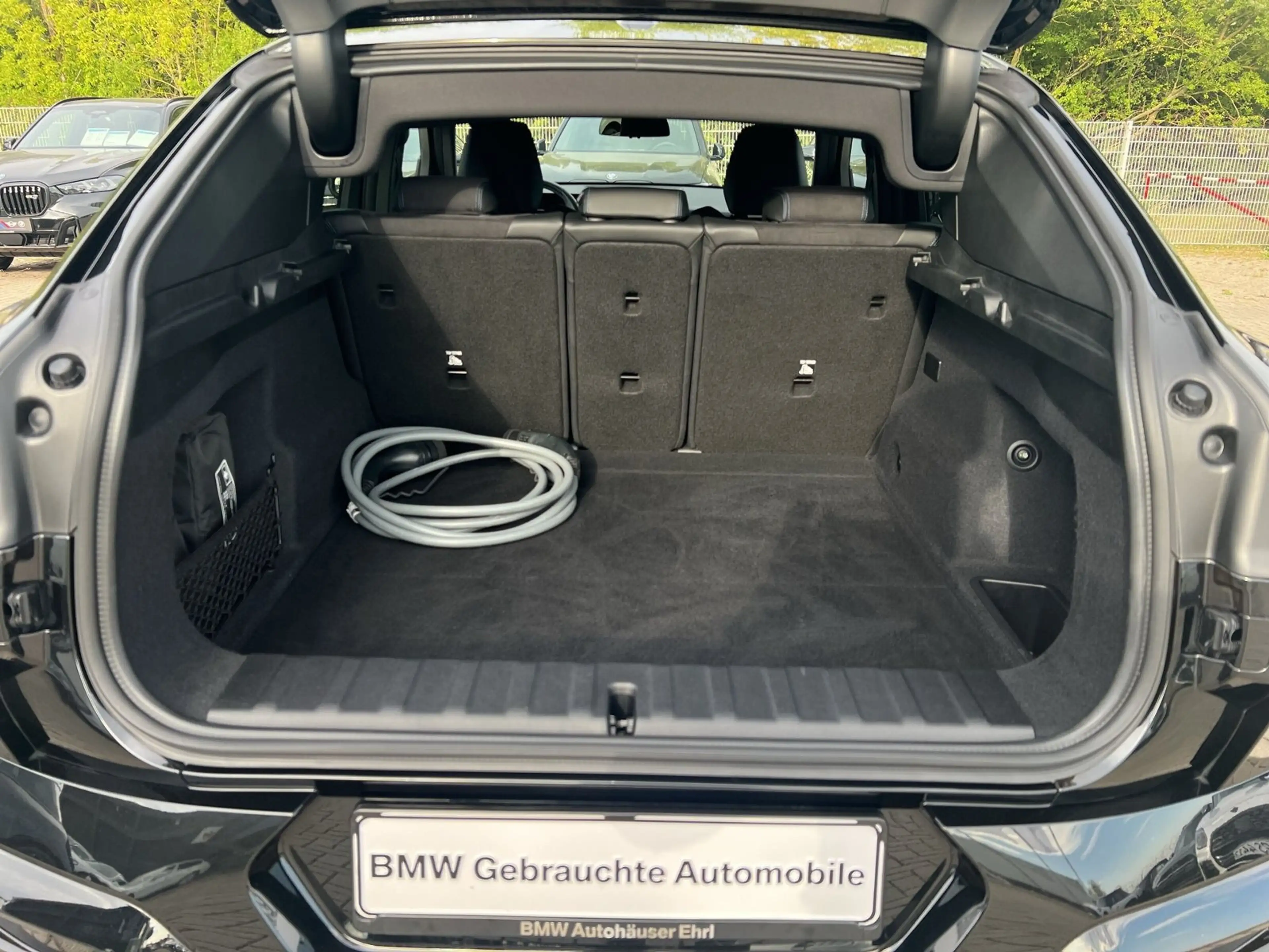BMW iX2 eDrive20 M Sport AHK DA+ Aktivsitz RFK hk HiFi — photo 7