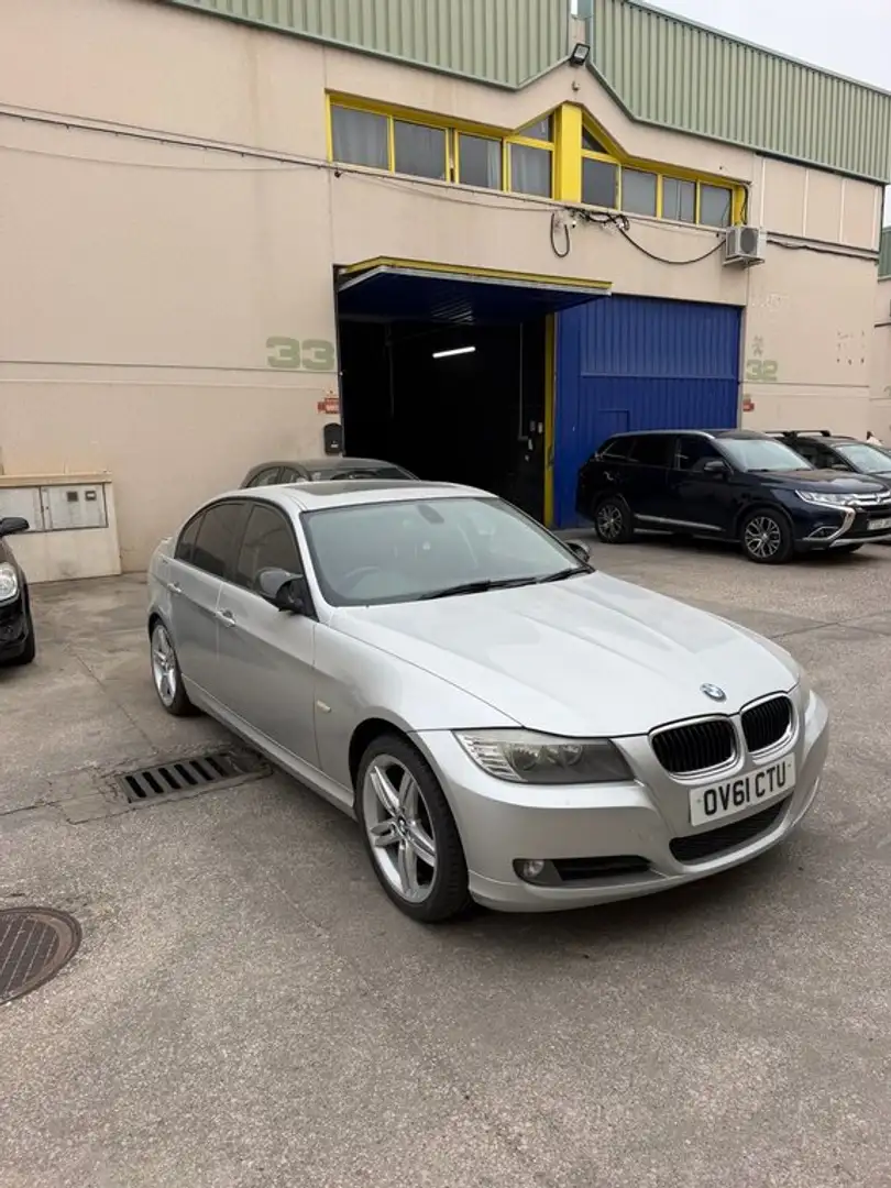 BMW 320 320d Sport Gris - 2