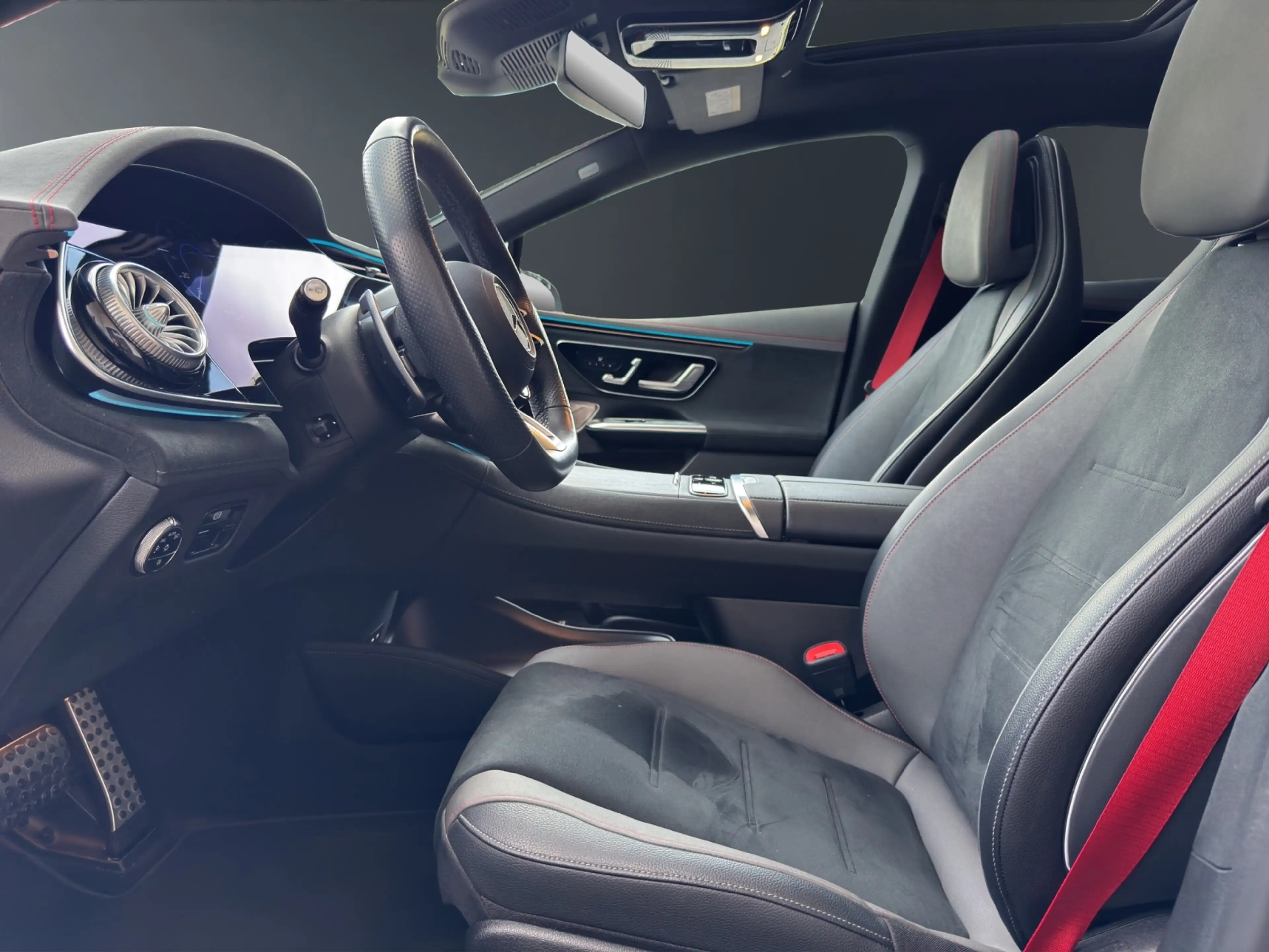 Mercedes-Benz EQE 53 AMG 4MATIC+ — photo 9