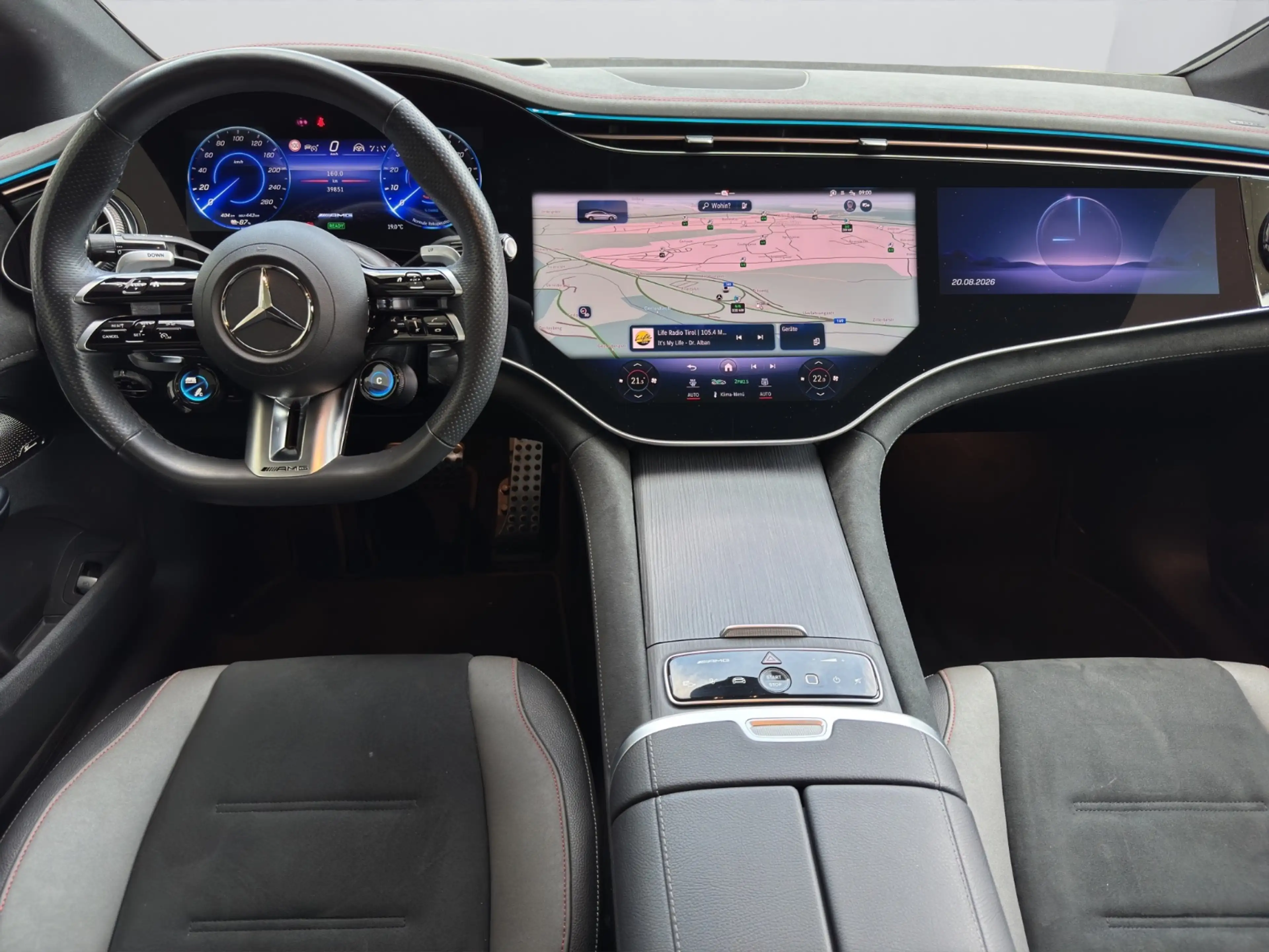 Mercedes-Benz EQE 53 AMG 4MATIC+ — photo 11