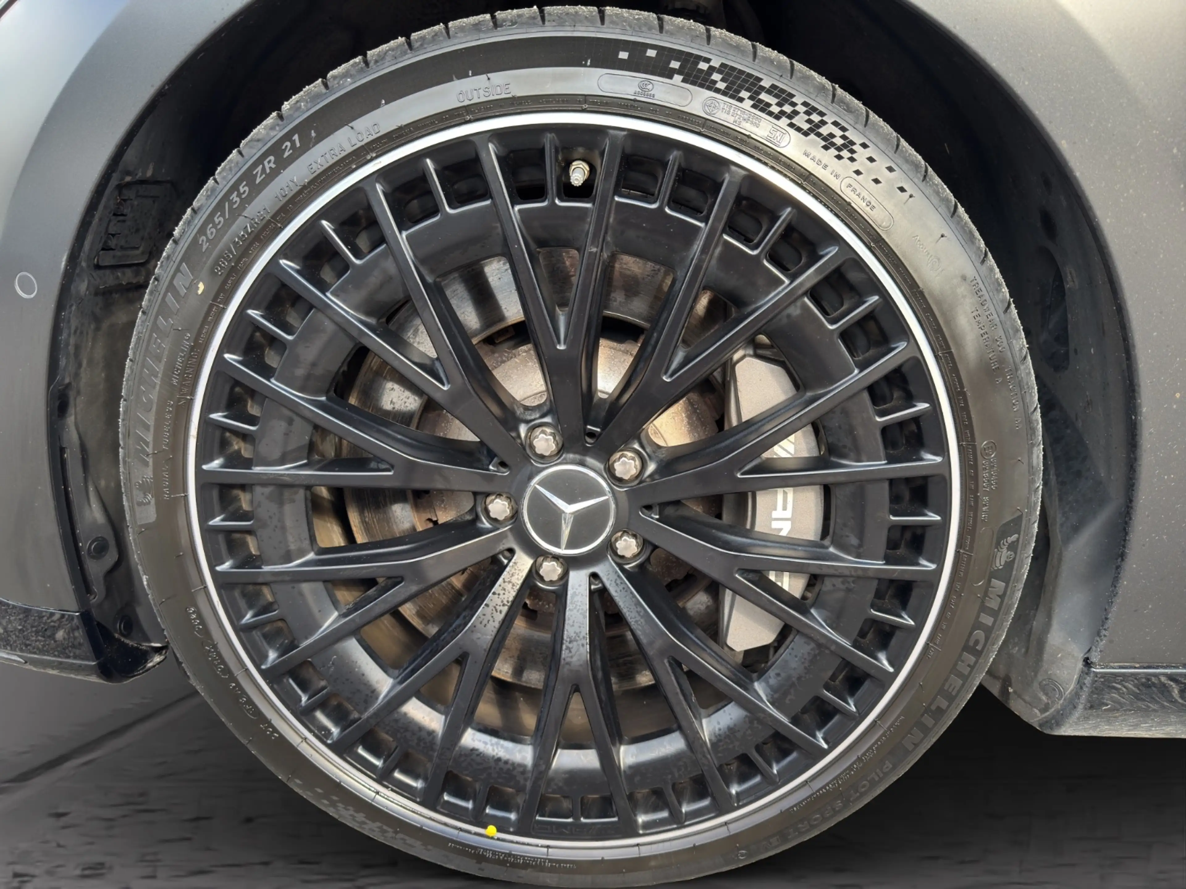 Mercedes-Benz EQE 53 AMG 4MATIC+ — photo 28