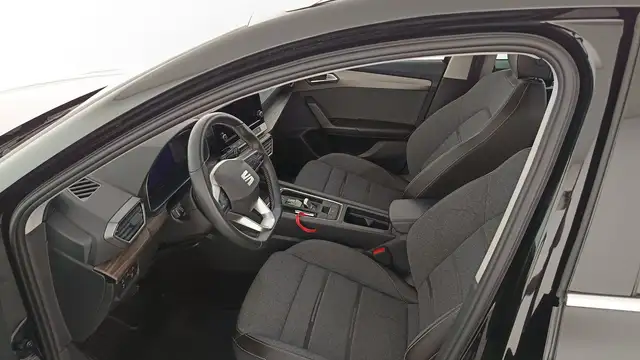 Seat Leon view 9