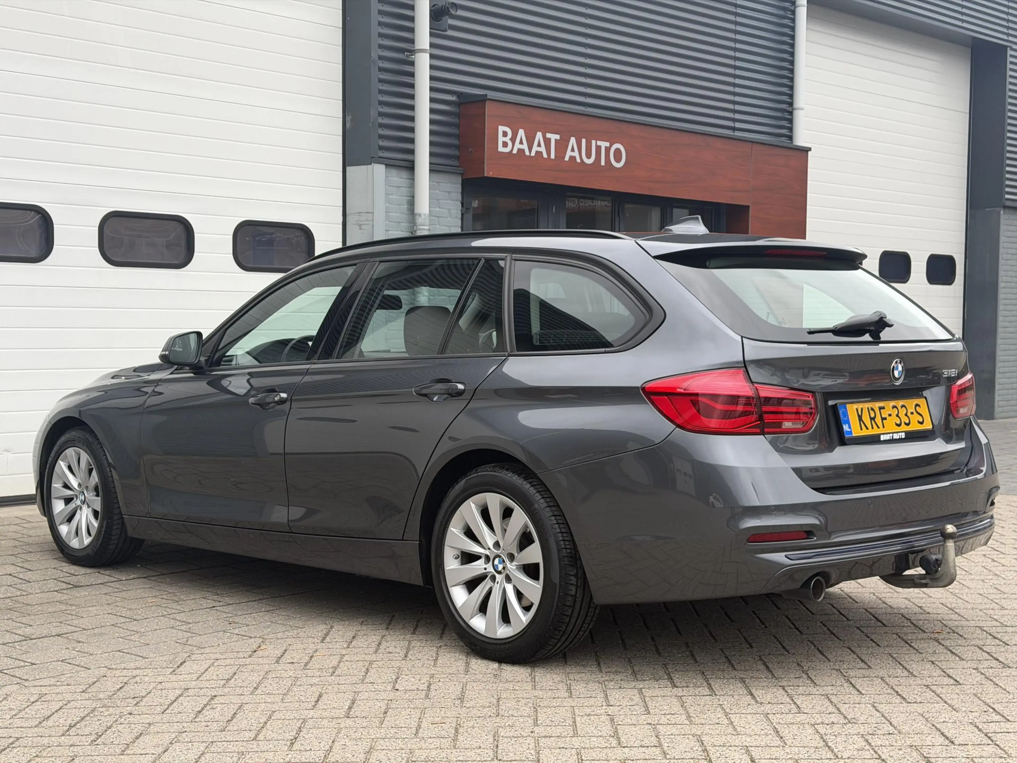 BMW 318 3-serie Touring 318i Sport-line AUT LCI Trekhaak D — photo 3