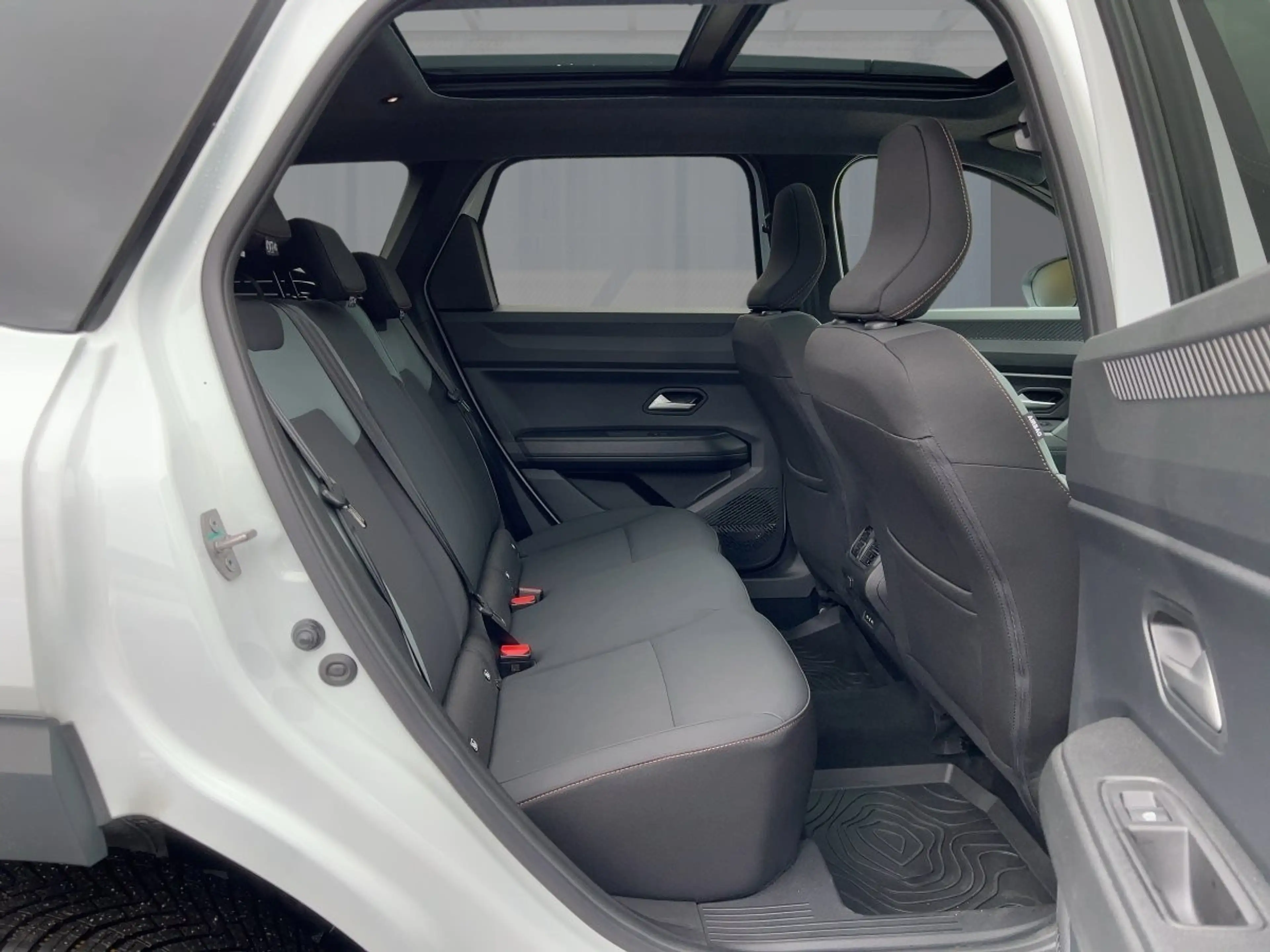 Dacia Bigster Extreme HYBRID 155 Rückfahrkamera PDC SD — photo 9