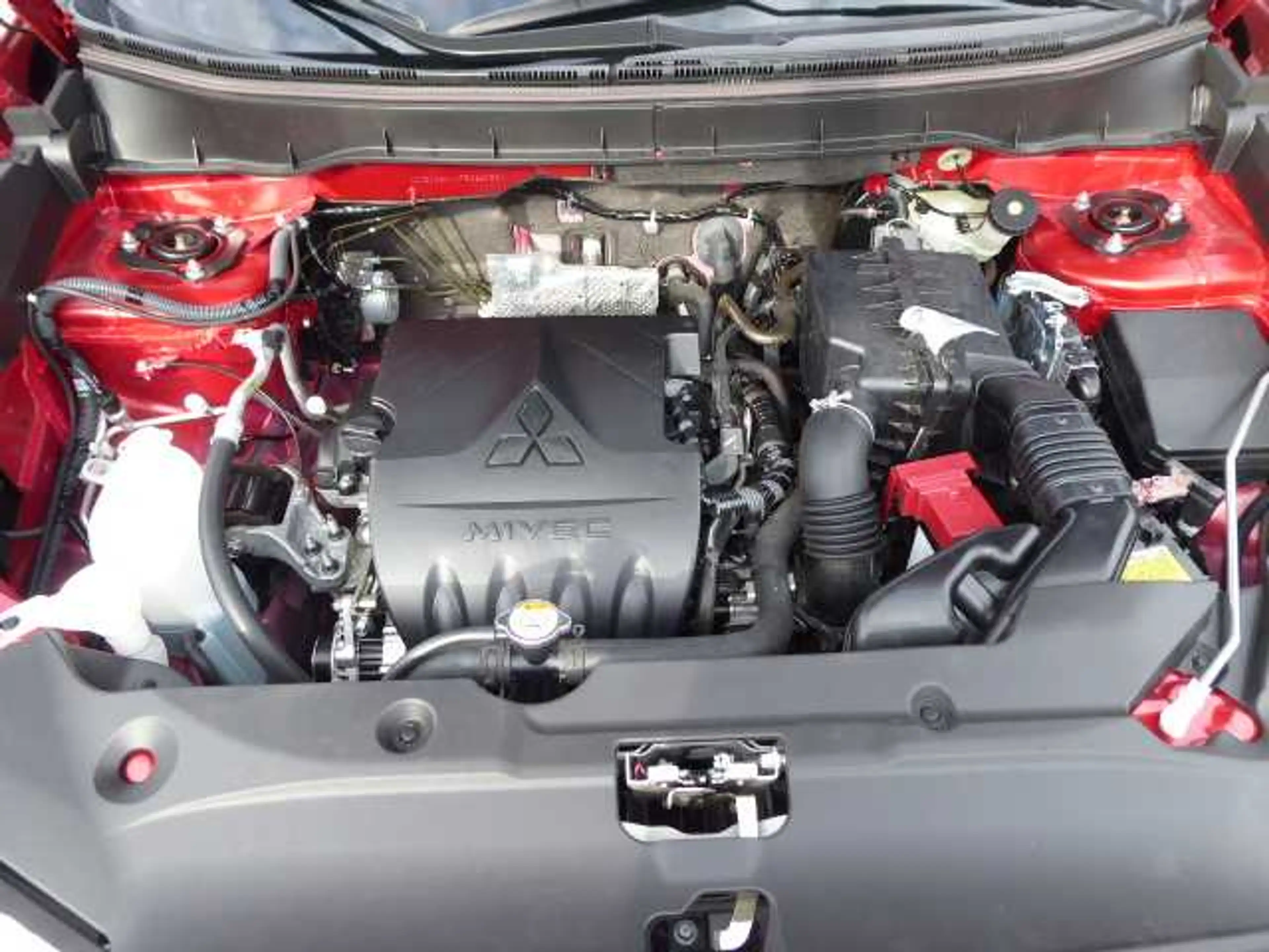 Mitsubishi ASX SUV-Star+ 1.6 MIVEC — photo 7