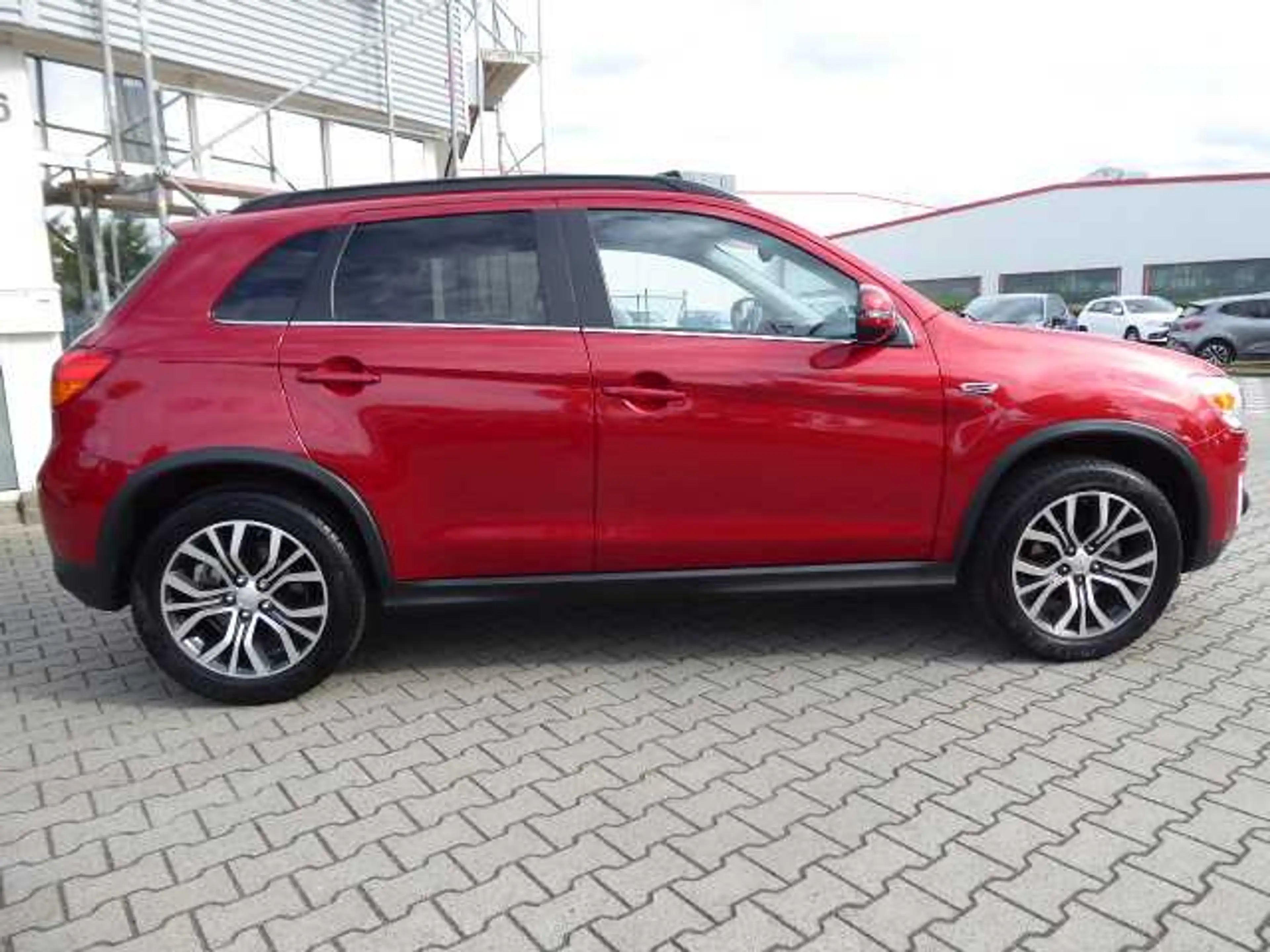 Mitsubishi ASX SUV-Star+ 1.6 MIVEC — photo 4