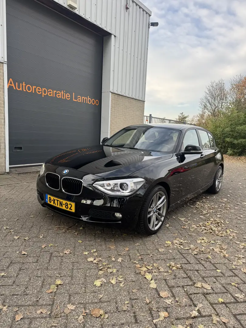 BMW 114 1-Serie 114I 75KW 5-DR 2013 Zwart Black - 1