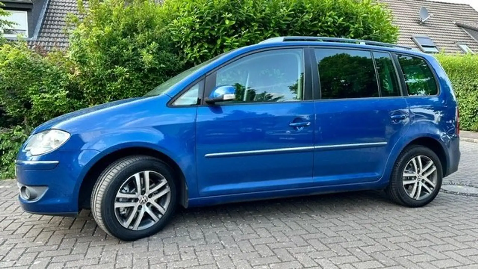 Volkswagen Touran Touran Diesel 2.0 TDI DPF Highline Blau - 1