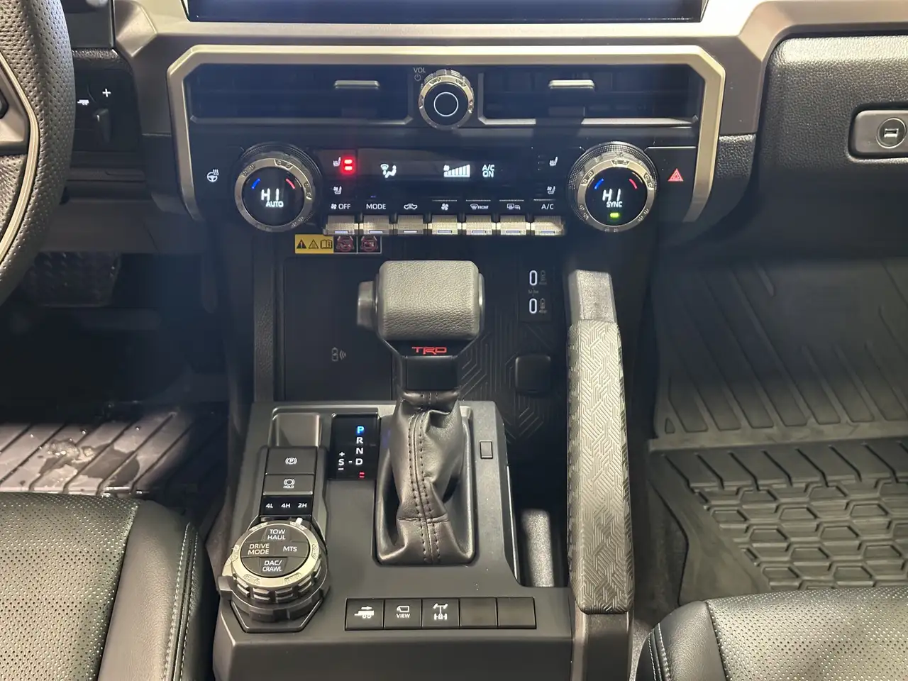 Toyota Tacoma снимка Toyota Tacoma