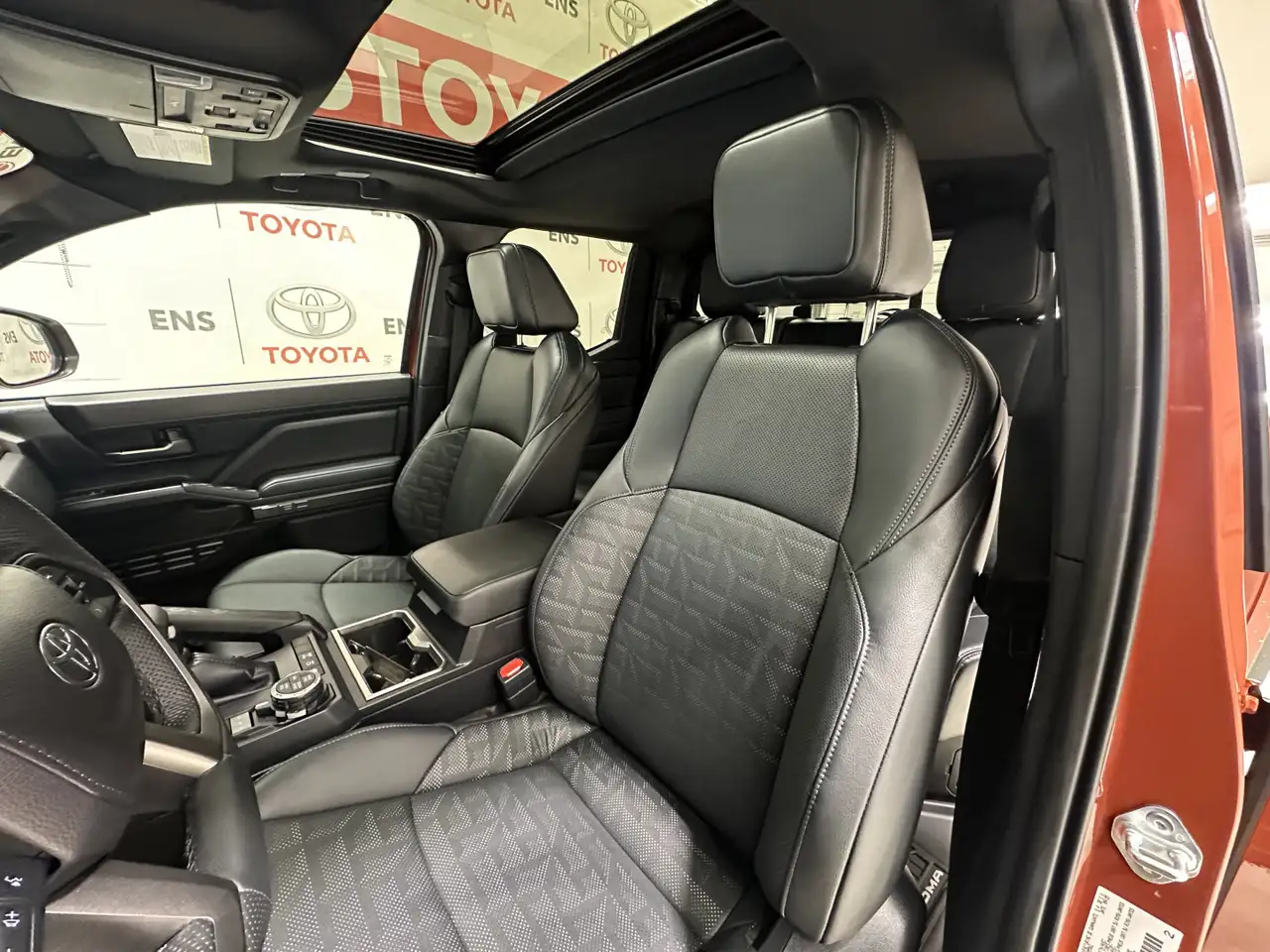Toyota Tacoma снимка Toyota Tacoma