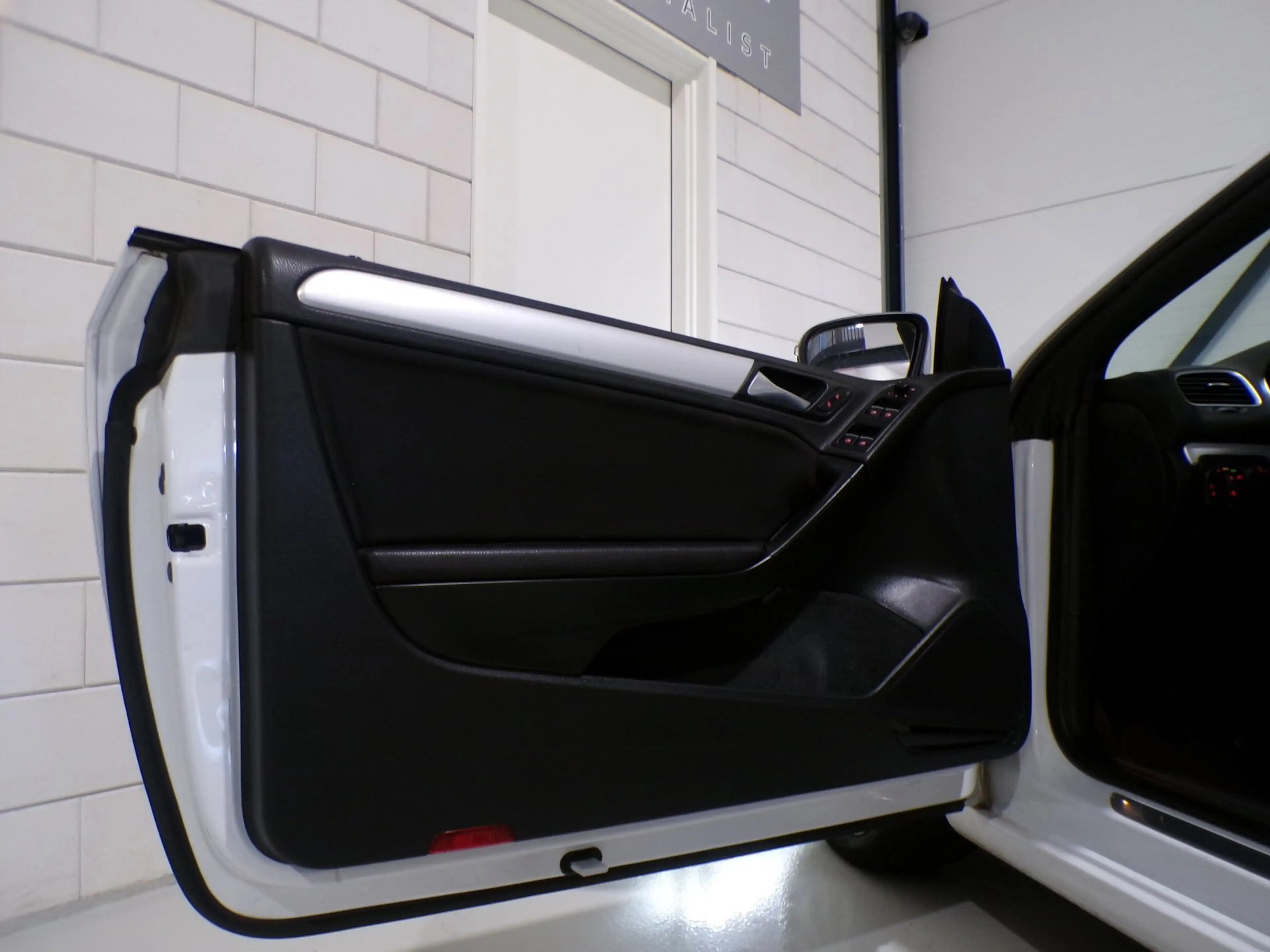 Volkswagen Golf Cabriolet 1.2 TSI Highline CUP Edition Apple-carplay Stoelve — photo 24