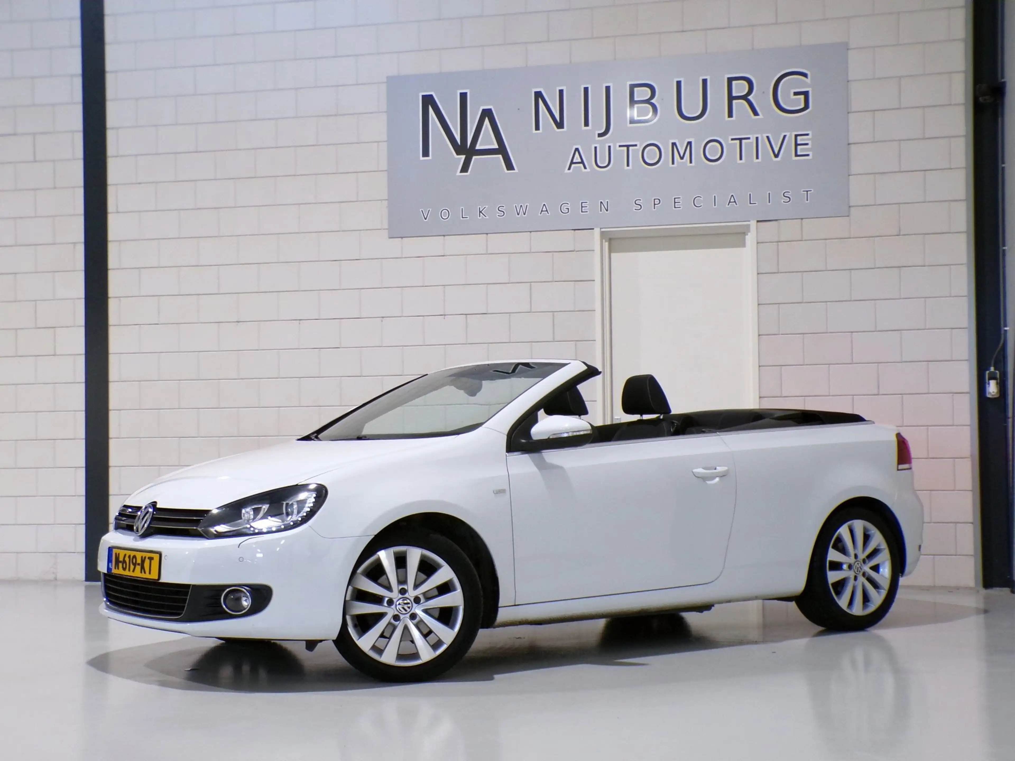 Volkswagen Golf Cabriolet 1.2 TSI Highline CUP Edition Apple-carplay Stoelve — photo 2