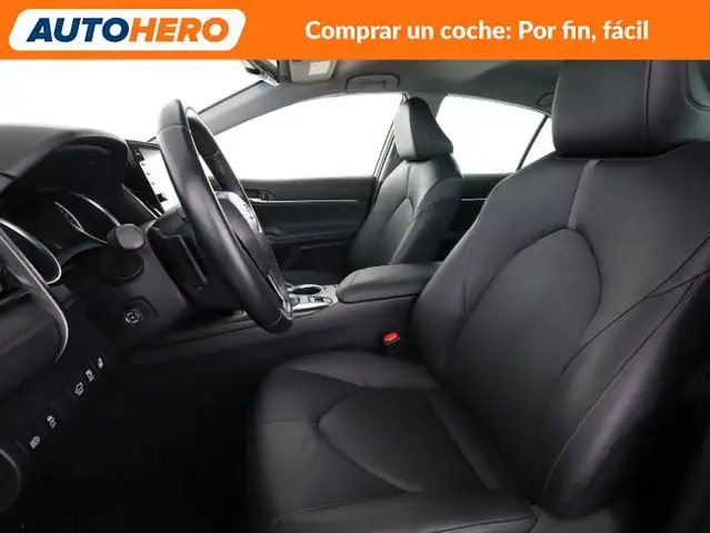 Toyota Camry view 11