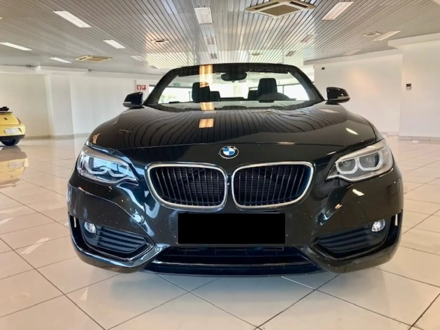 BMW 218 d Cabrio Advantage auto my18 "Iva esposta" Nero - 2