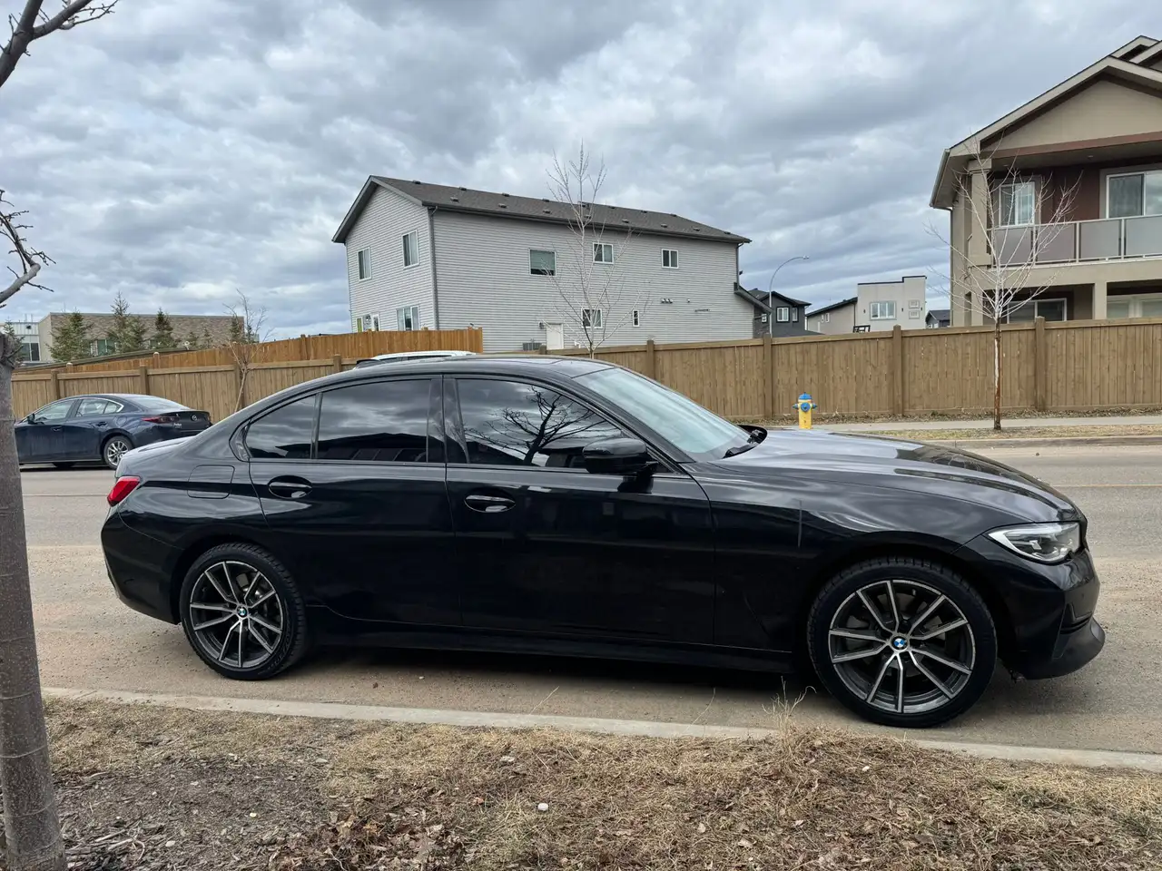 BMW 3 Series снимка BMW 3 Series