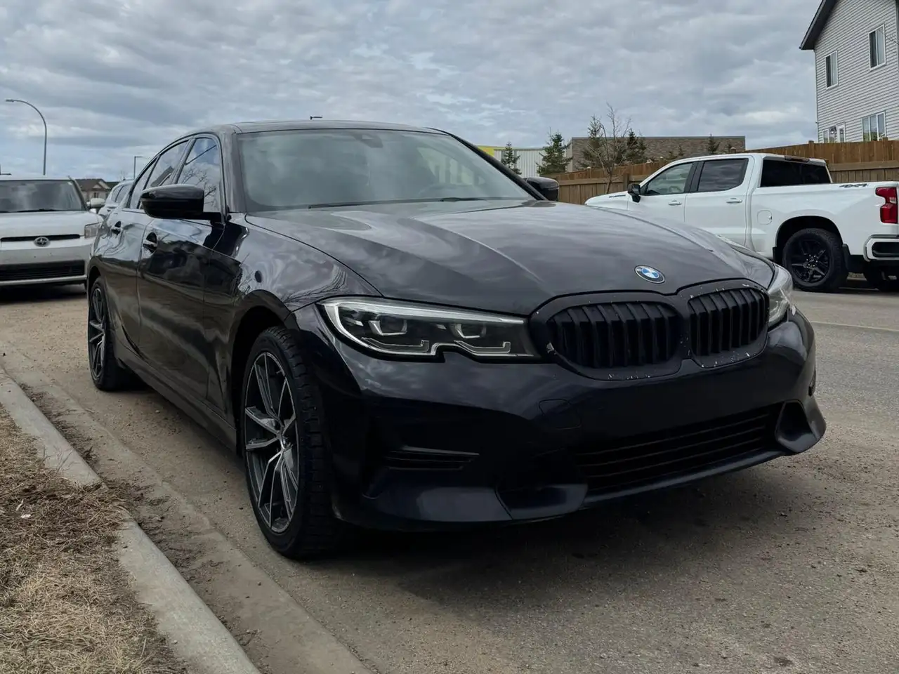 BMW 3 Series снимка BMW 3 Series