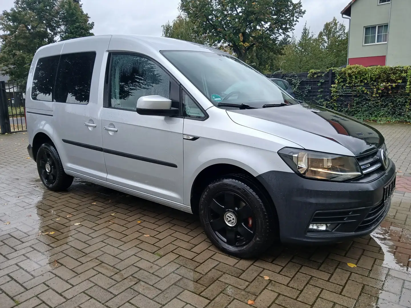 Volkswagen Caddy 1.4 (5 Si.) TGI ERDGAS BlueMotion Klima Euro6 Argent - 1