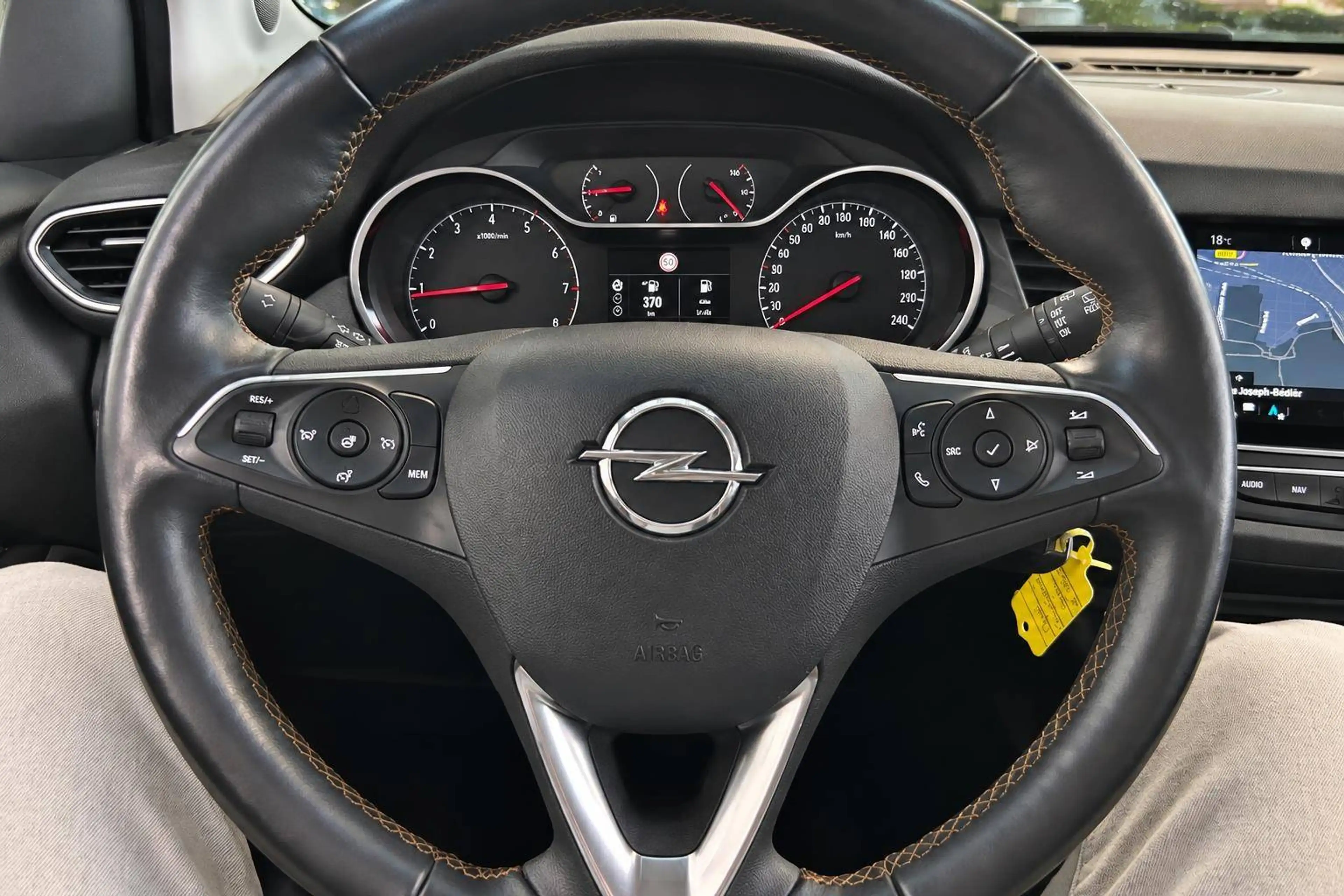 Opel Crossland X Innovation — photo 13