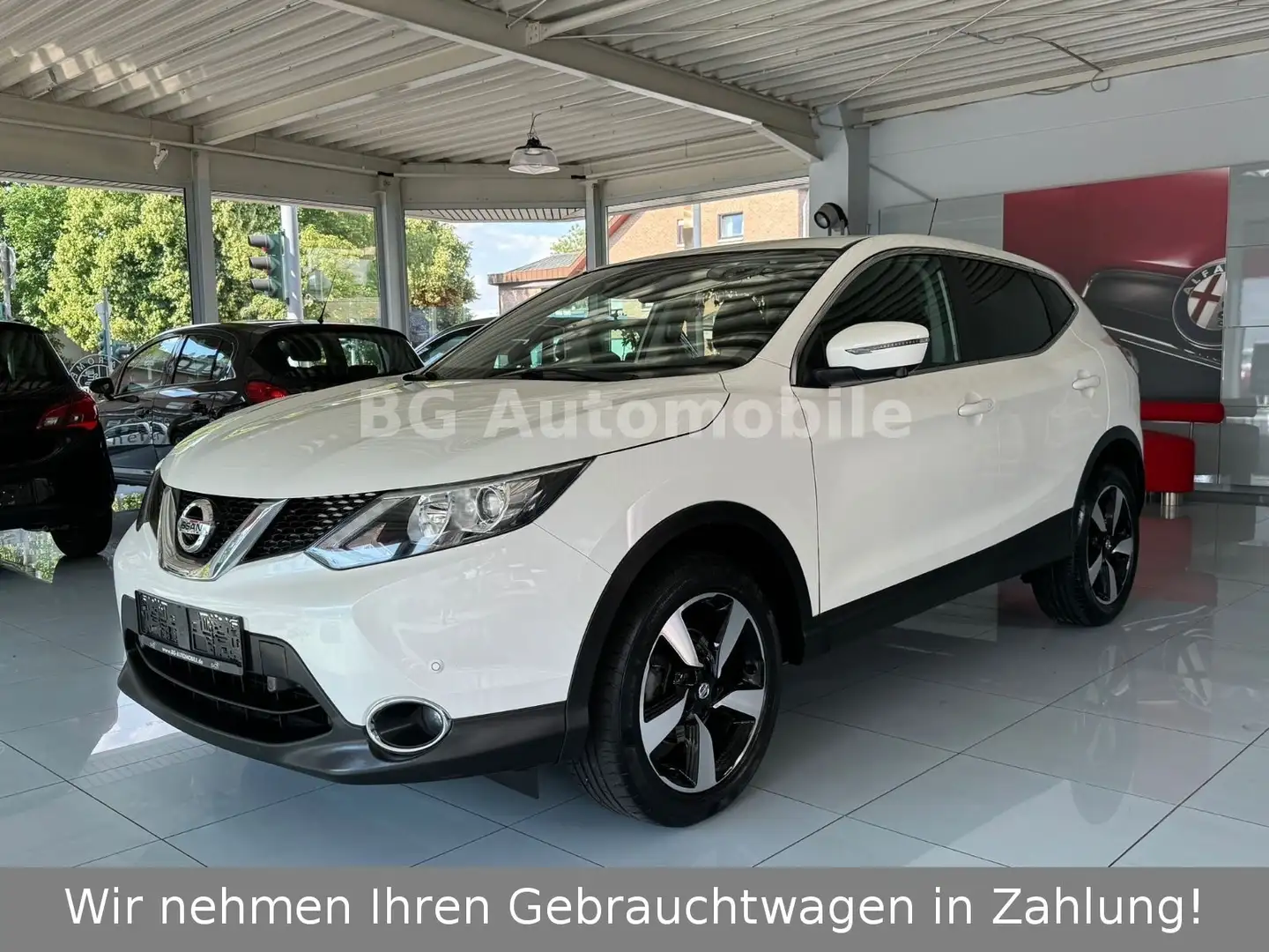 Nissan Qashqai N-Connecta * 360° Kamera*Euro 6* Blanc - 1