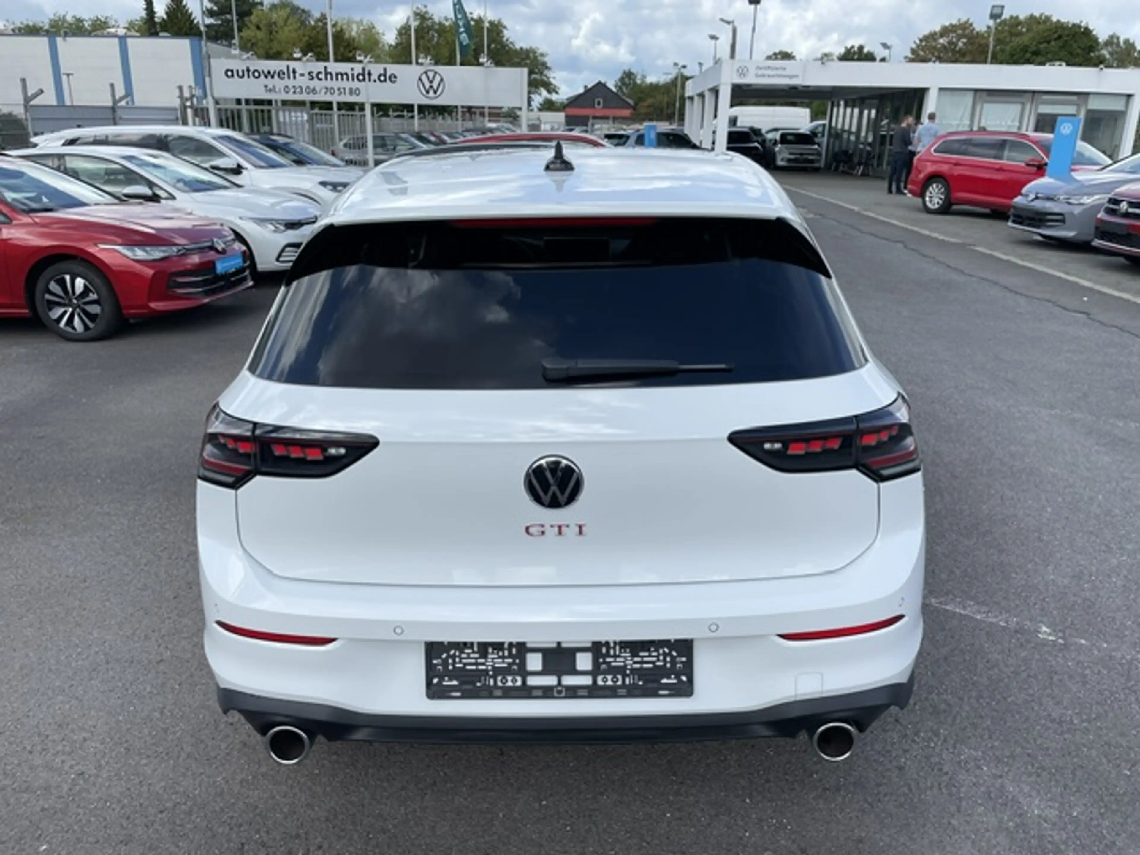 Volkswagen Golf VIII 2.0TSi DSG GTI BlackStyle R-Kamera IQ-Ligh... — photo 6