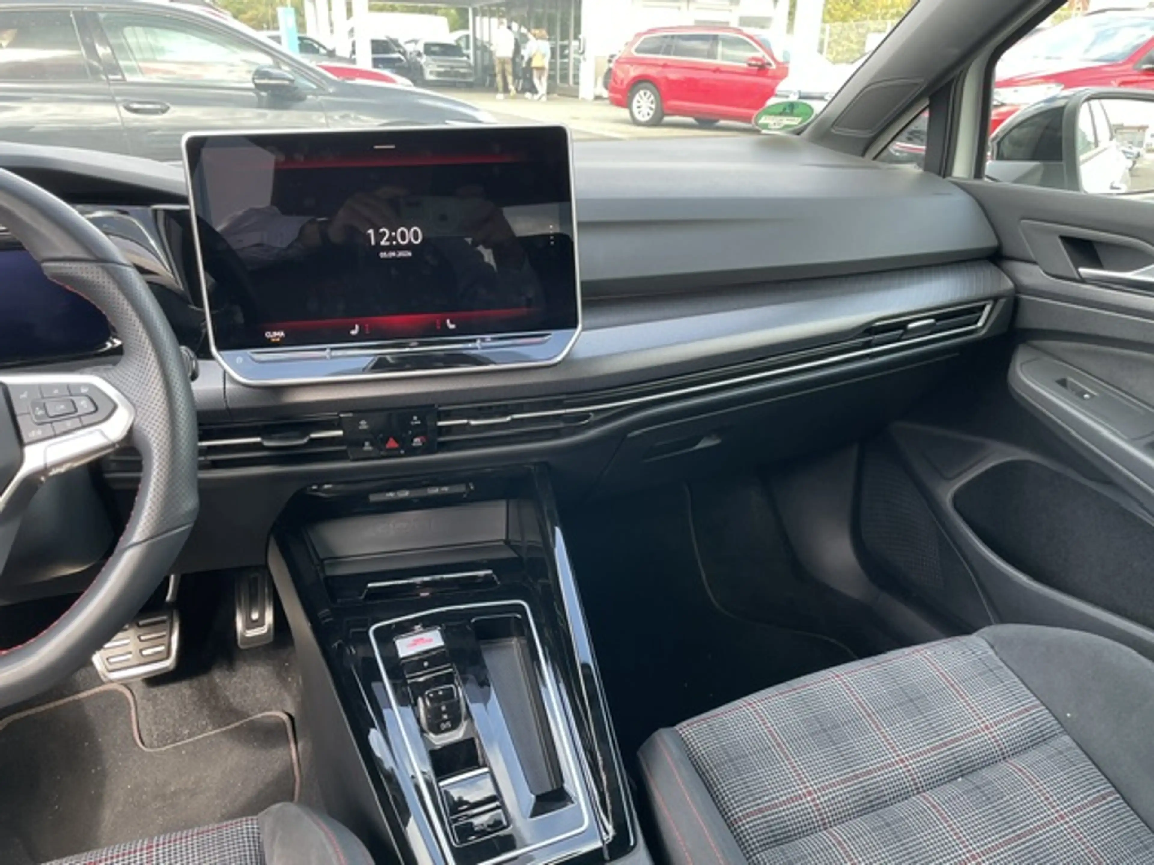 Volkswagen Golf VIII 2.0TSi DSG GTI BlackStyle R-Kamera IQ-Ligh... — photo 11
