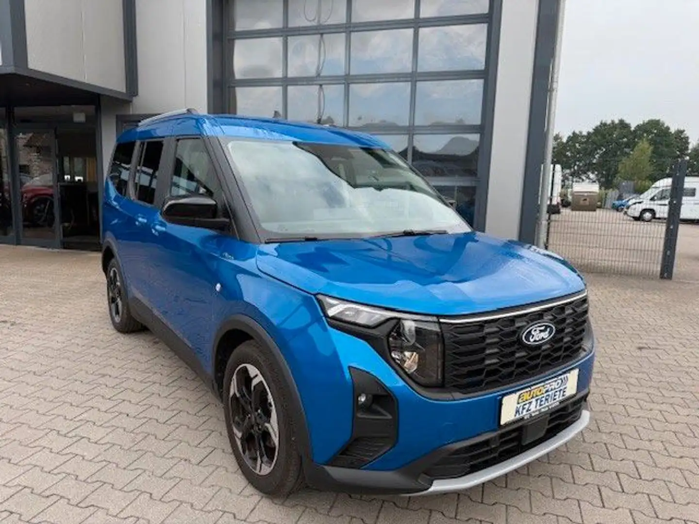 Ford Tourneo Courier Active Bleu - 1