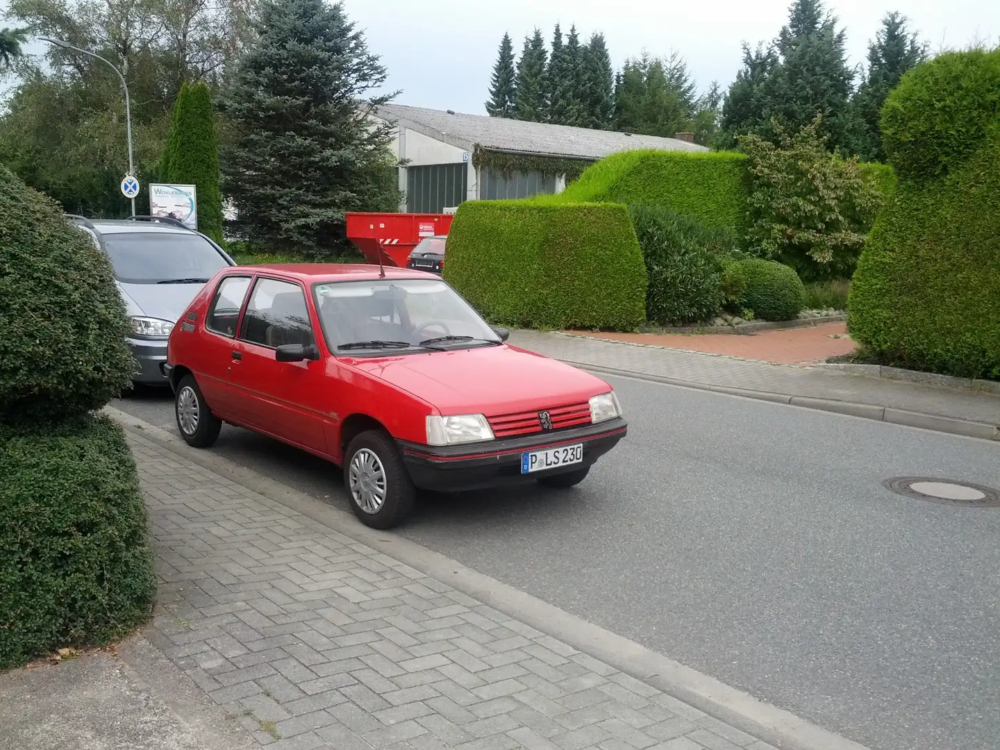 Peugeot 205 205 Look Czerwony - 1
