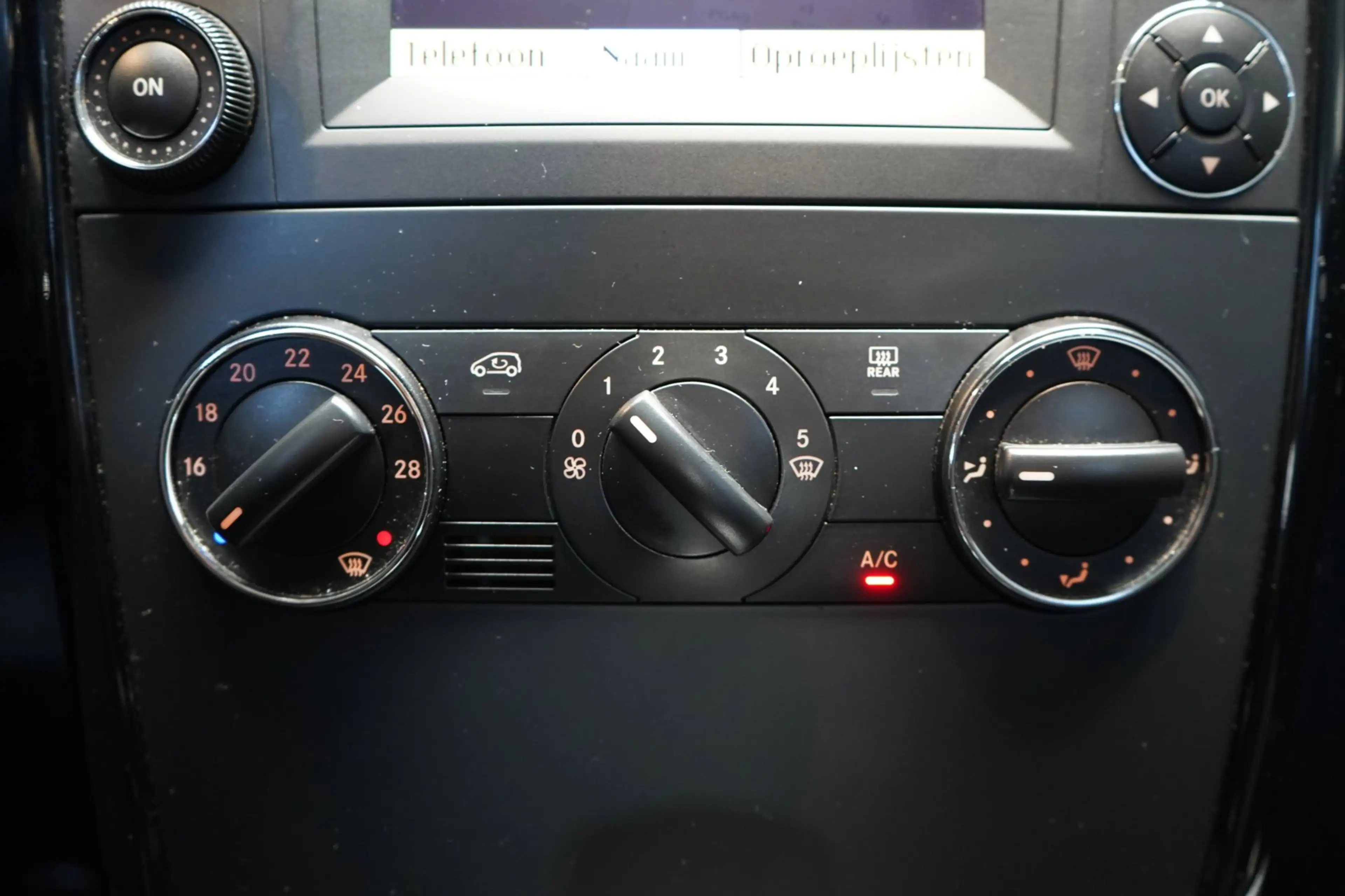 Mercedes-Benz A 160 Business Class | AUTOMAAT | NAP | AIRCO | ELEK. RA — photo 23