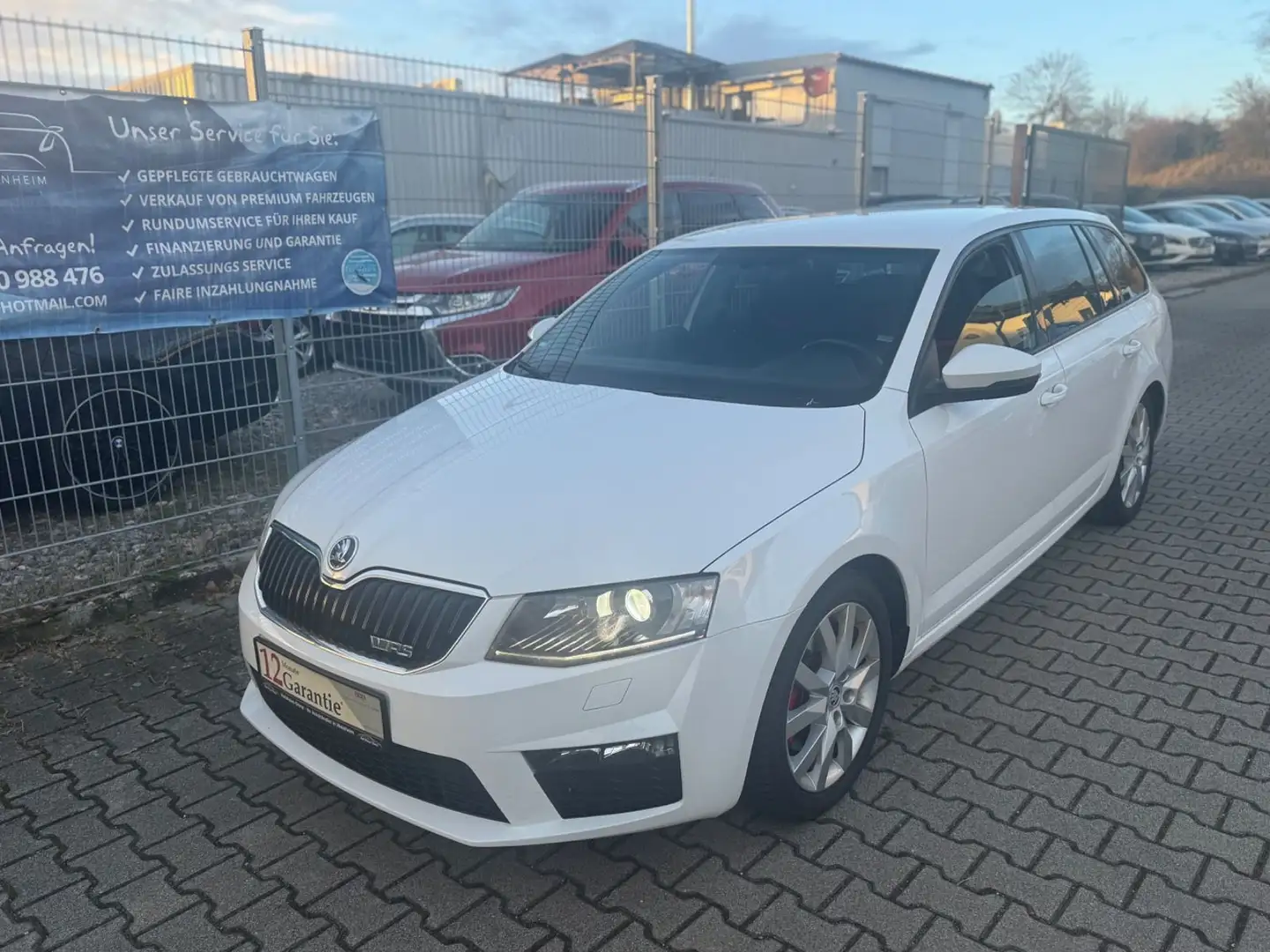 Skoda Octavia Combi RS 2.0TDI |2.HAND|8-FACH|TOP| Weiß - 1