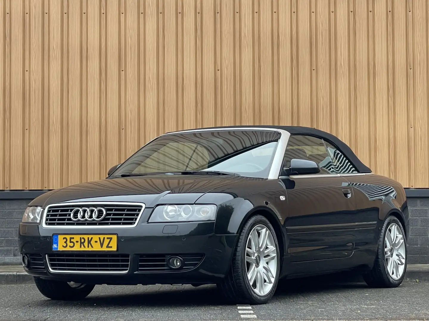 Audi A4 Cabriolet 3.0 V6 Exclusive | Cruise Control | Park Zwart - 2