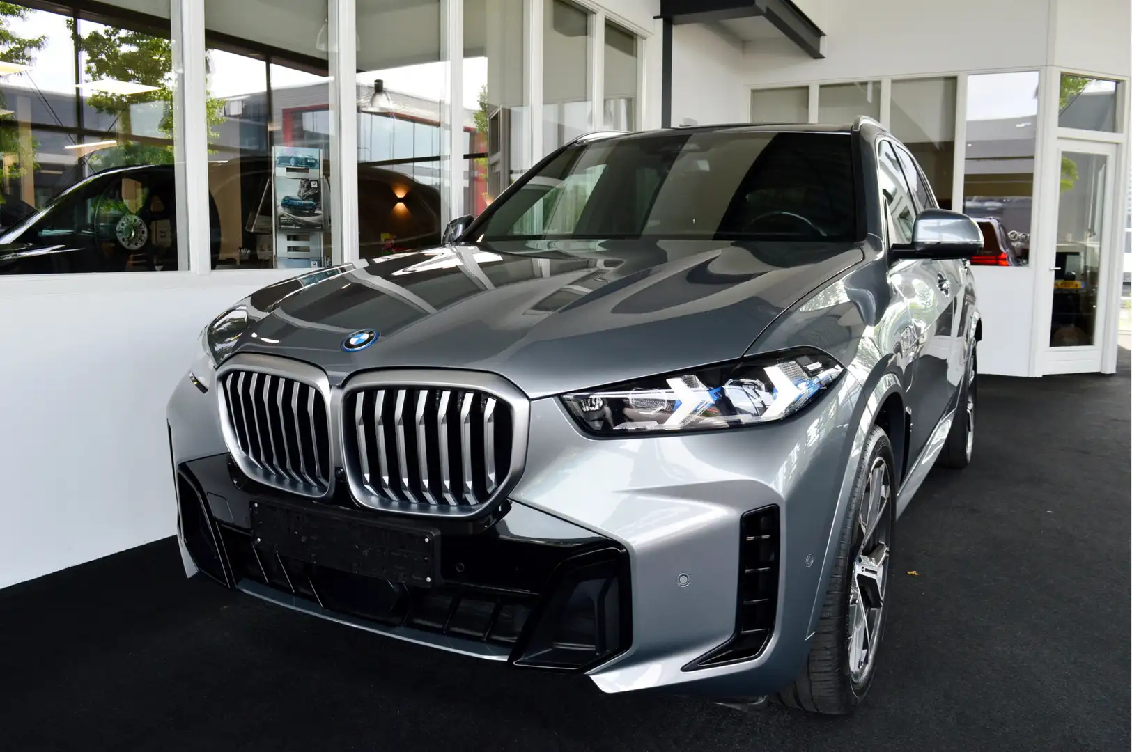 BMW X5 xDrive50e Hybride M-Sportedition | Facelift ! Grijs - 1