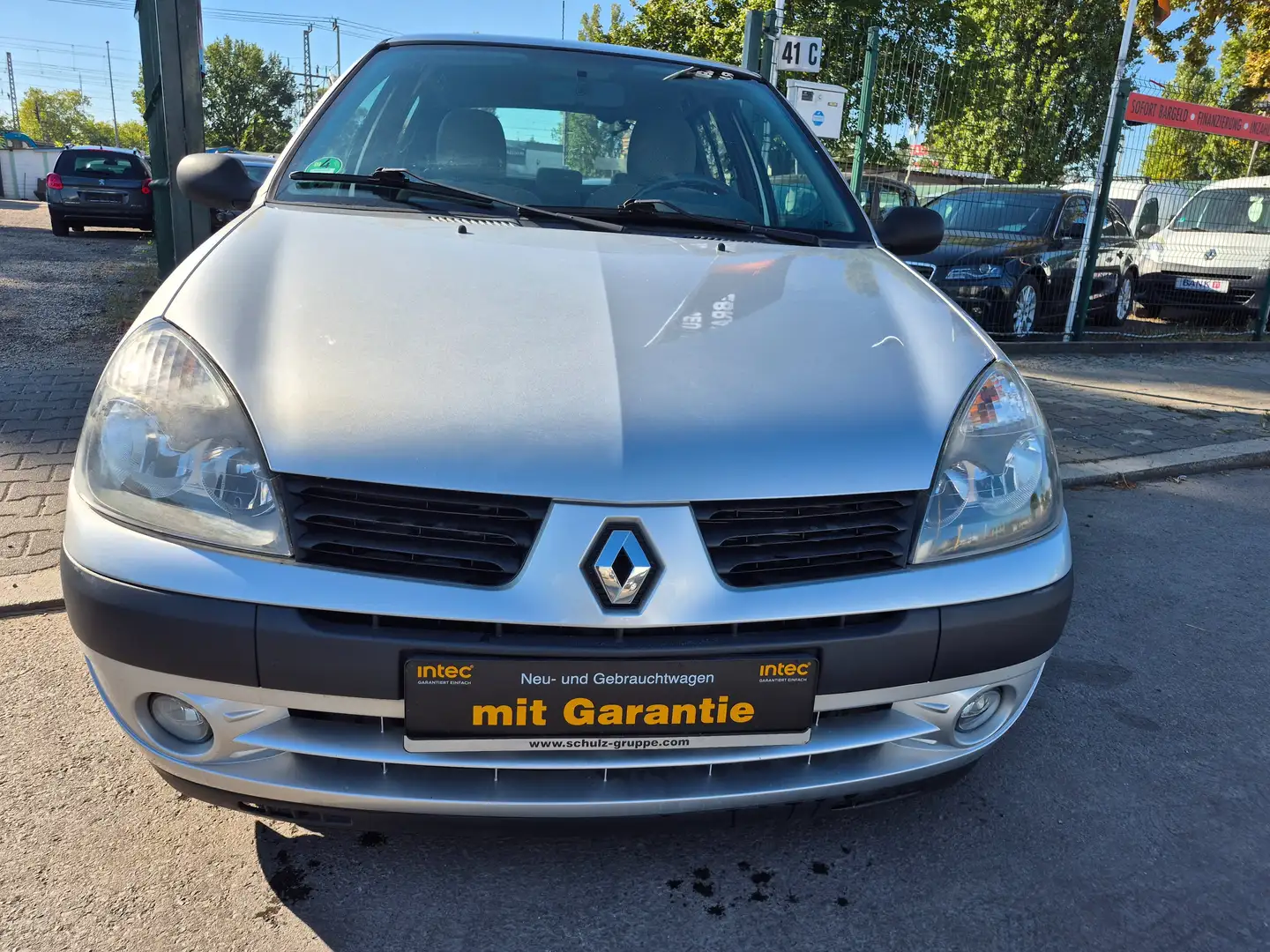 Renault Clio Campus  16V Klima Serviceheft Silber - 2
