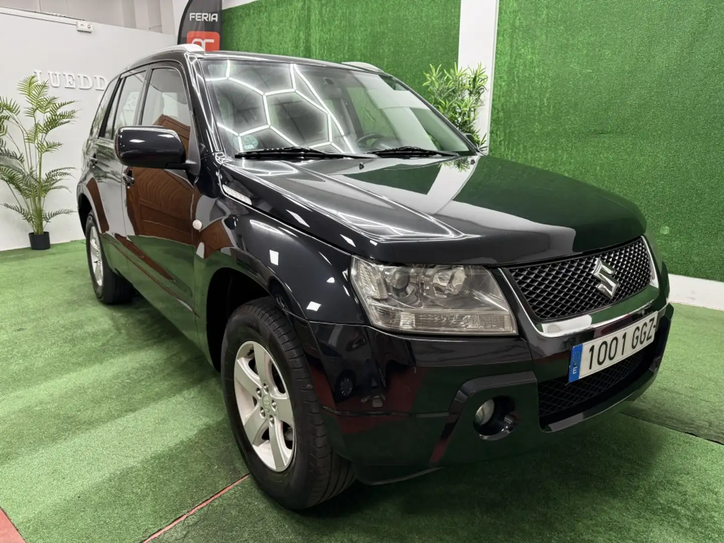 Suzuki Grand Vitara 2.0 JLX-ES Negro - 1