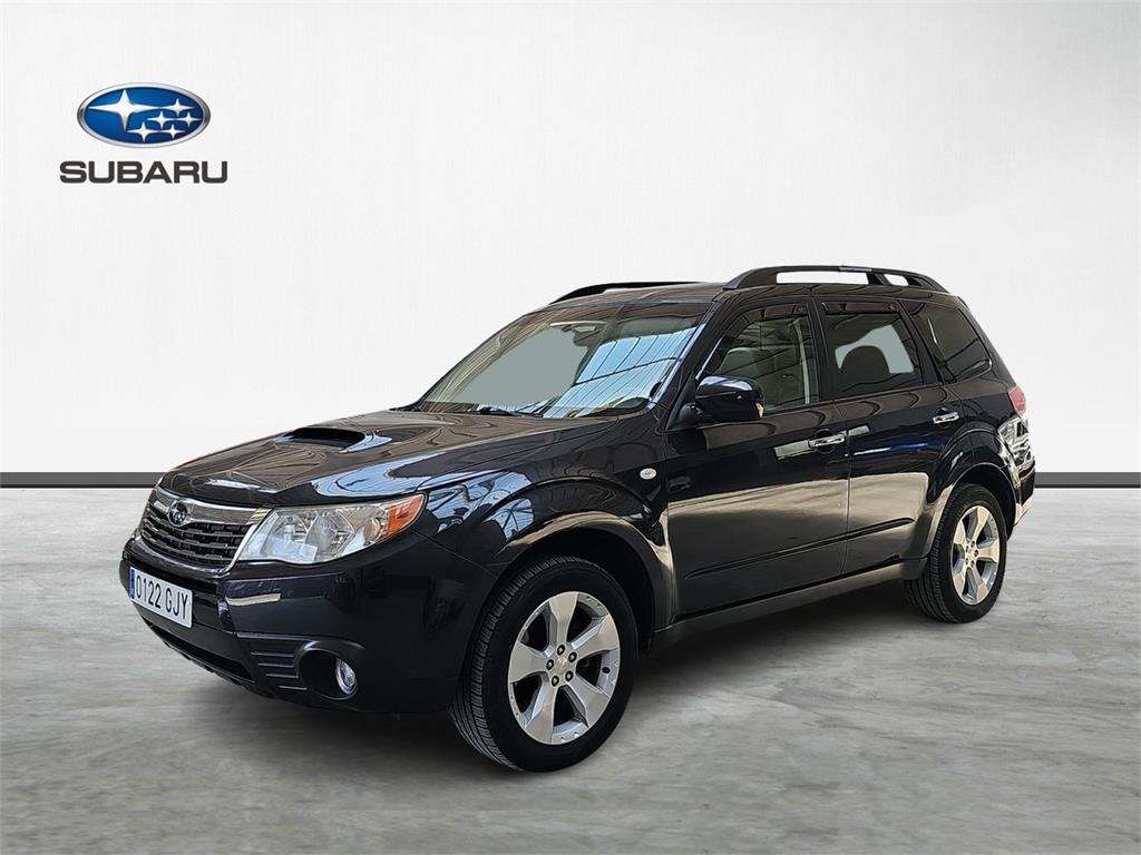 Subaru Forester 2.5 XT - foto 1