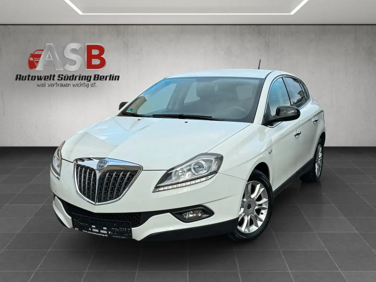 Lancia Delta Oro 1.4 MultiAir16v Oro 1.Hand LED*Alcanta Blanc - 1