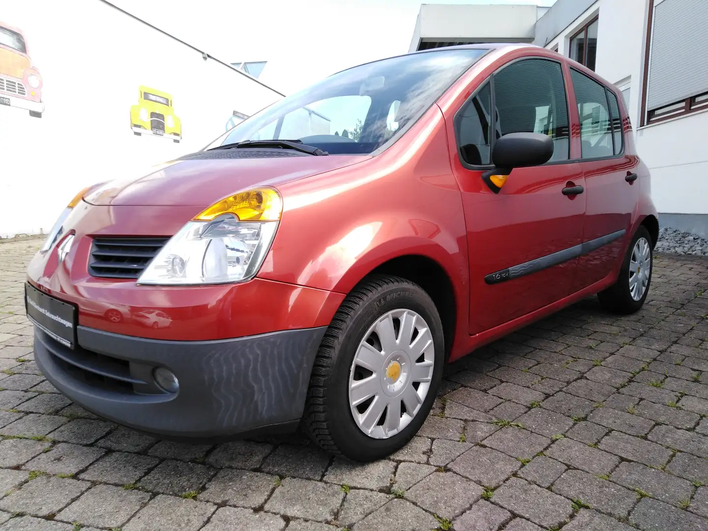 Renault Modus Authentique Rot - 1