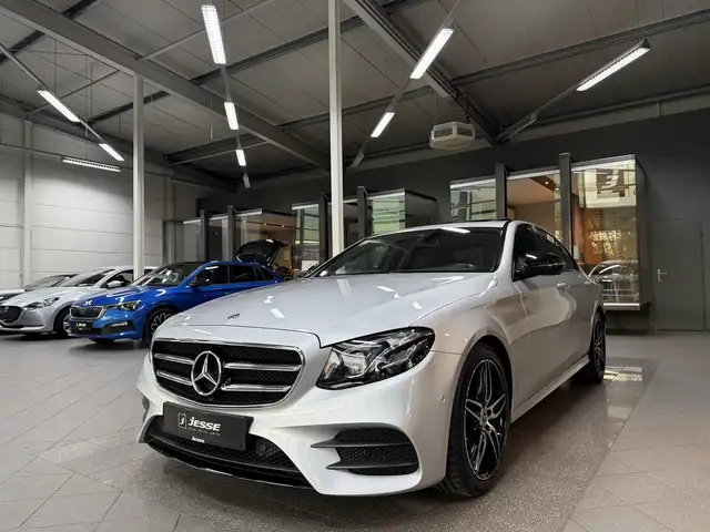 Mercedes-Benz E 250 AMG Line Multibeam Widescreen Night R.Cam Standhzg
